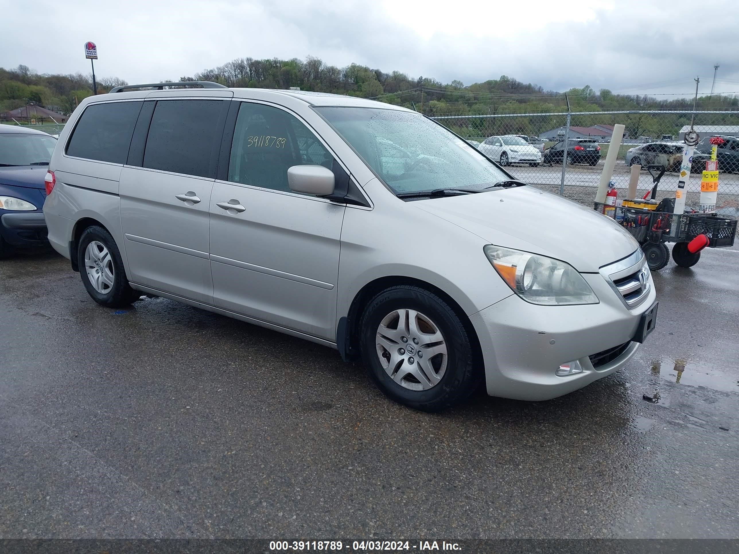 HONDA ODYSSEY 2006 5fnrl38826b082835