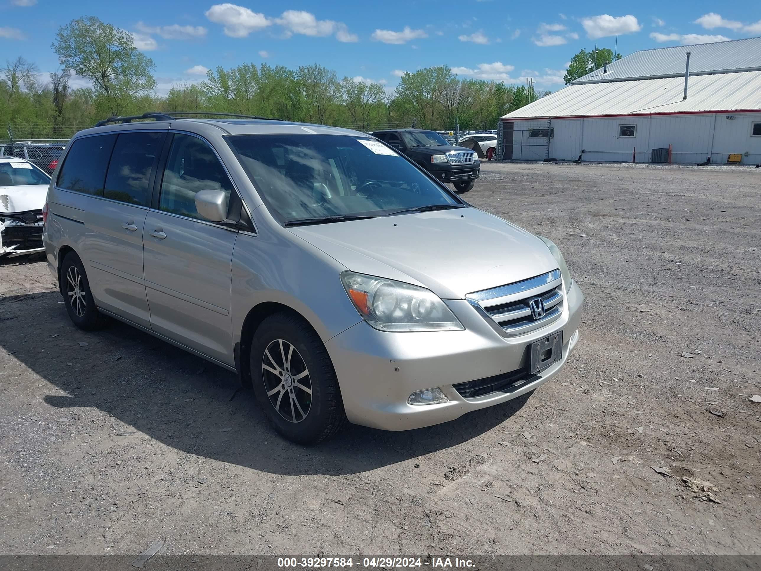 HONDA ODYSSEY 2007 5fnrl38827b032518