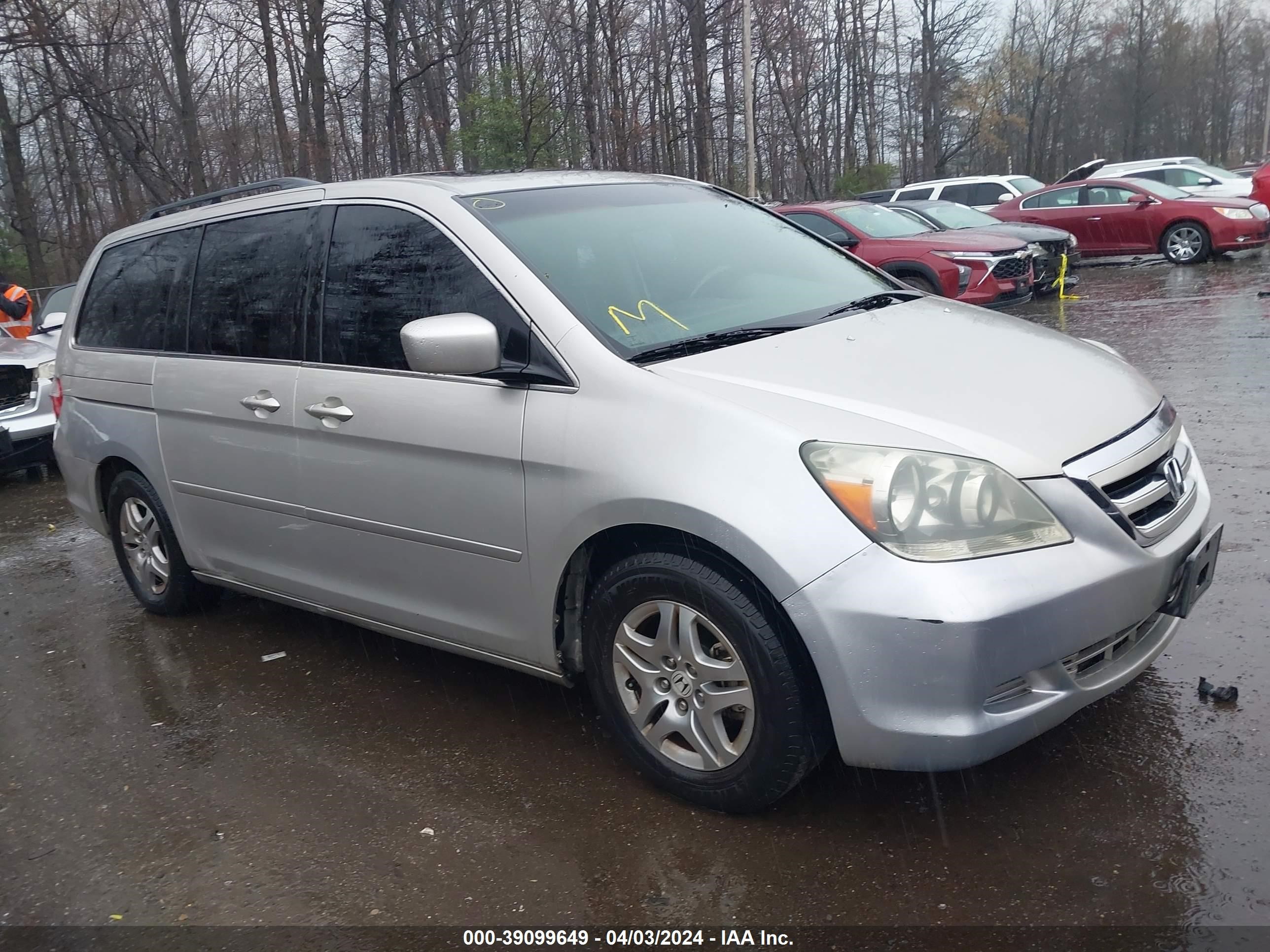 HONDA ODYSSEY 2005 5fnrl38845b035420