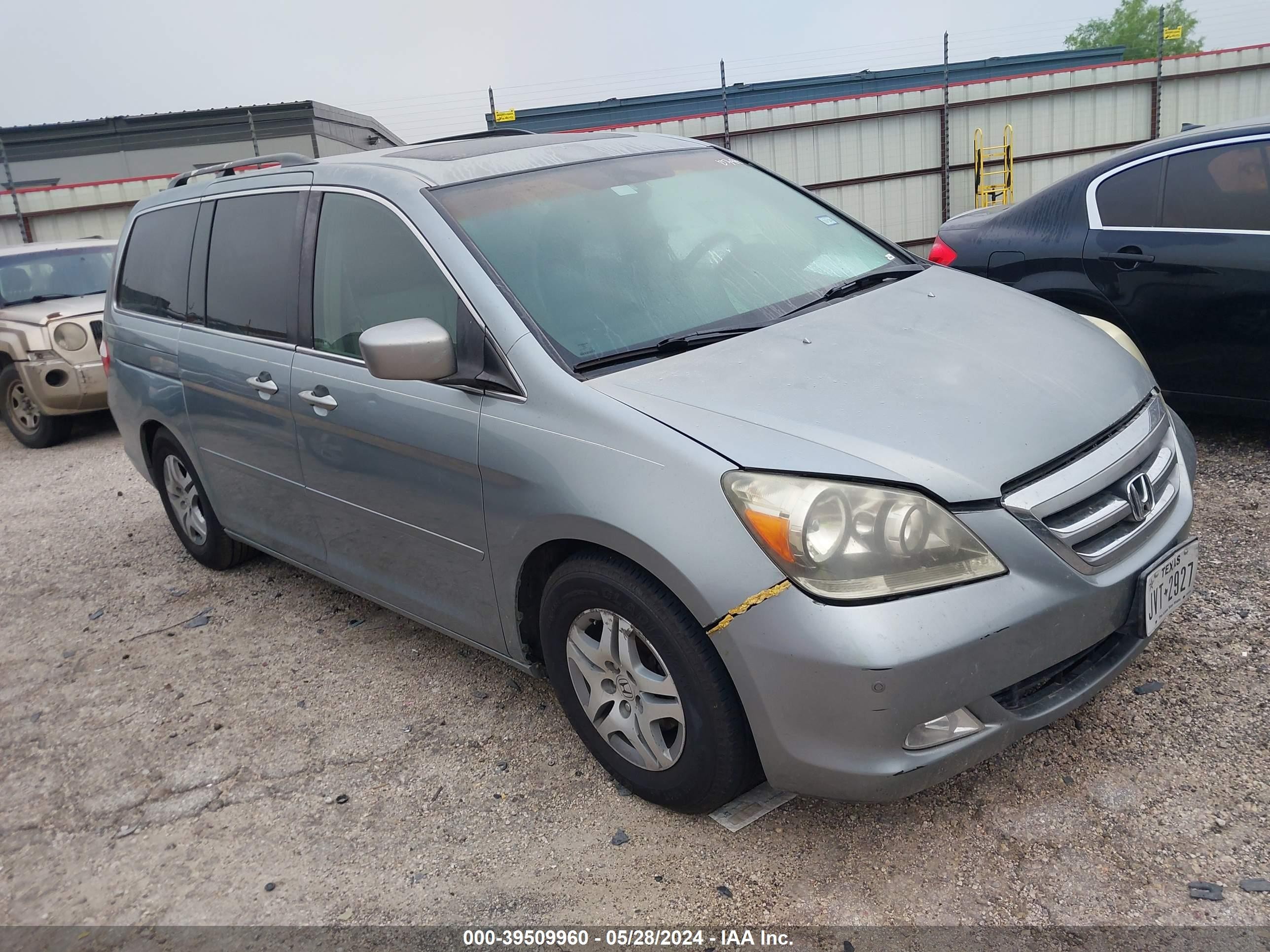 HONDA ODYSSEY 2005 5fnrl38885b000394