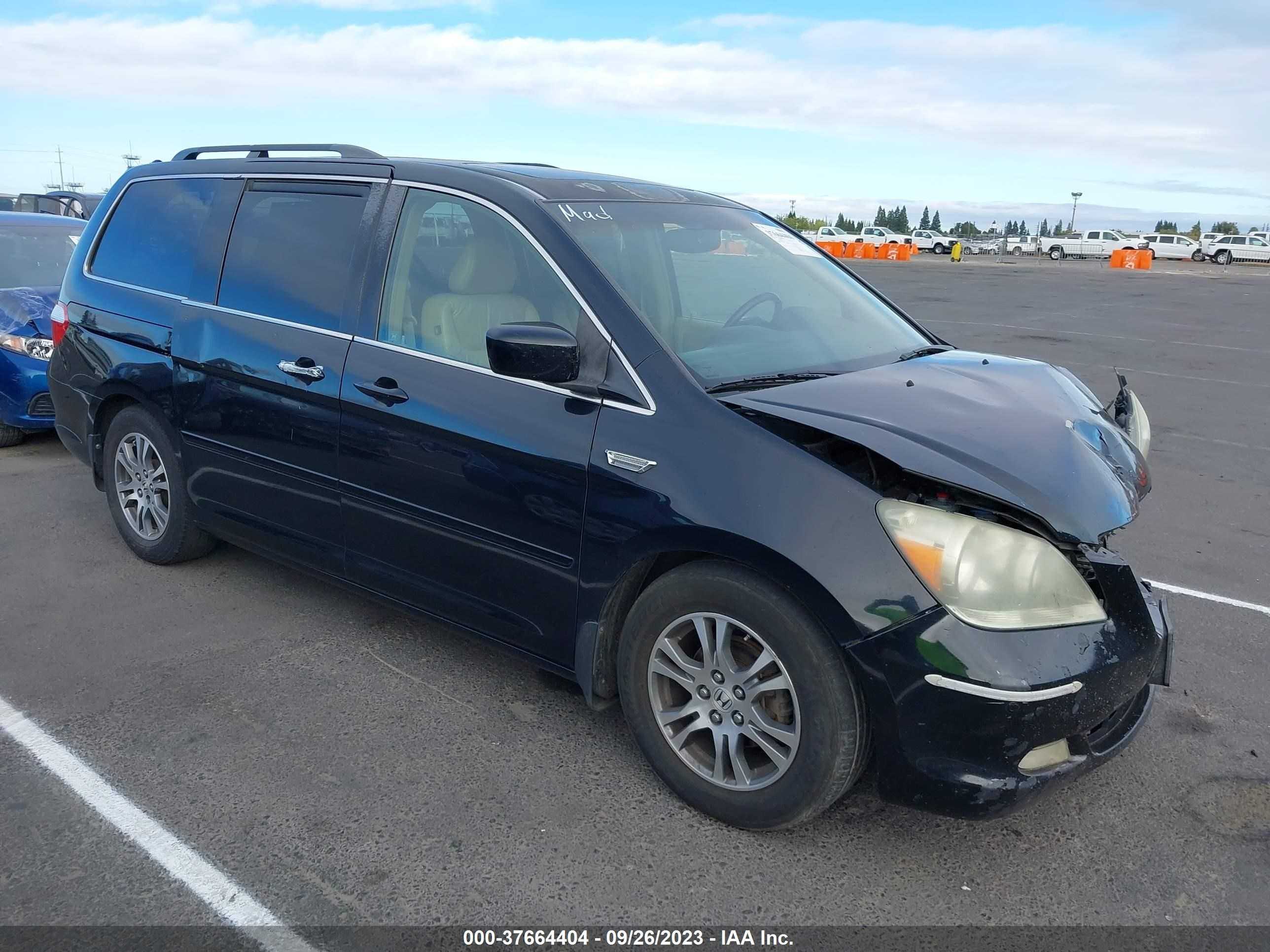 HONDA ODYSSEY 2005 5fnrl388x5b016130