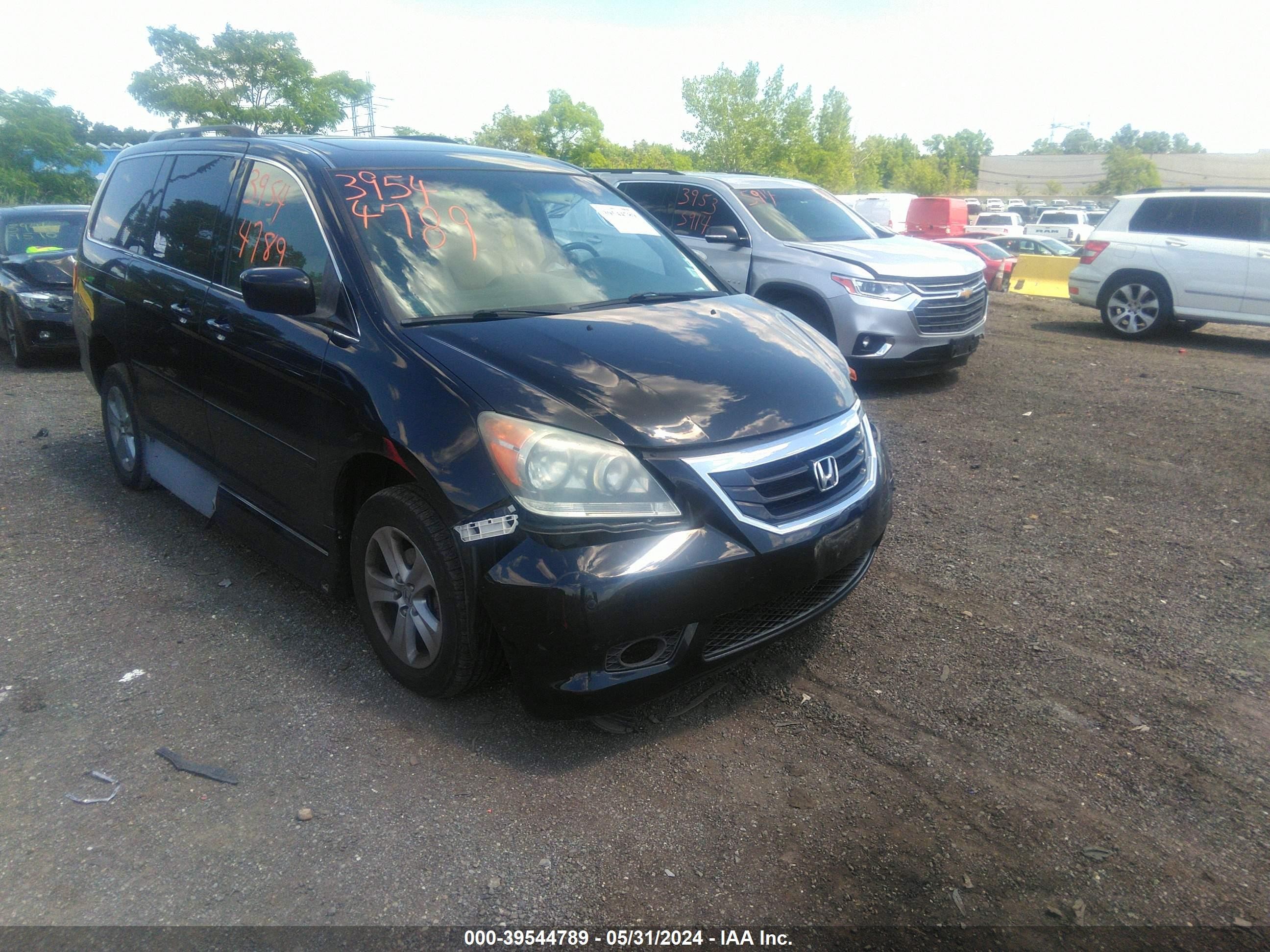 HONDA ODYSSEY 2008 5fnrl38918b046470