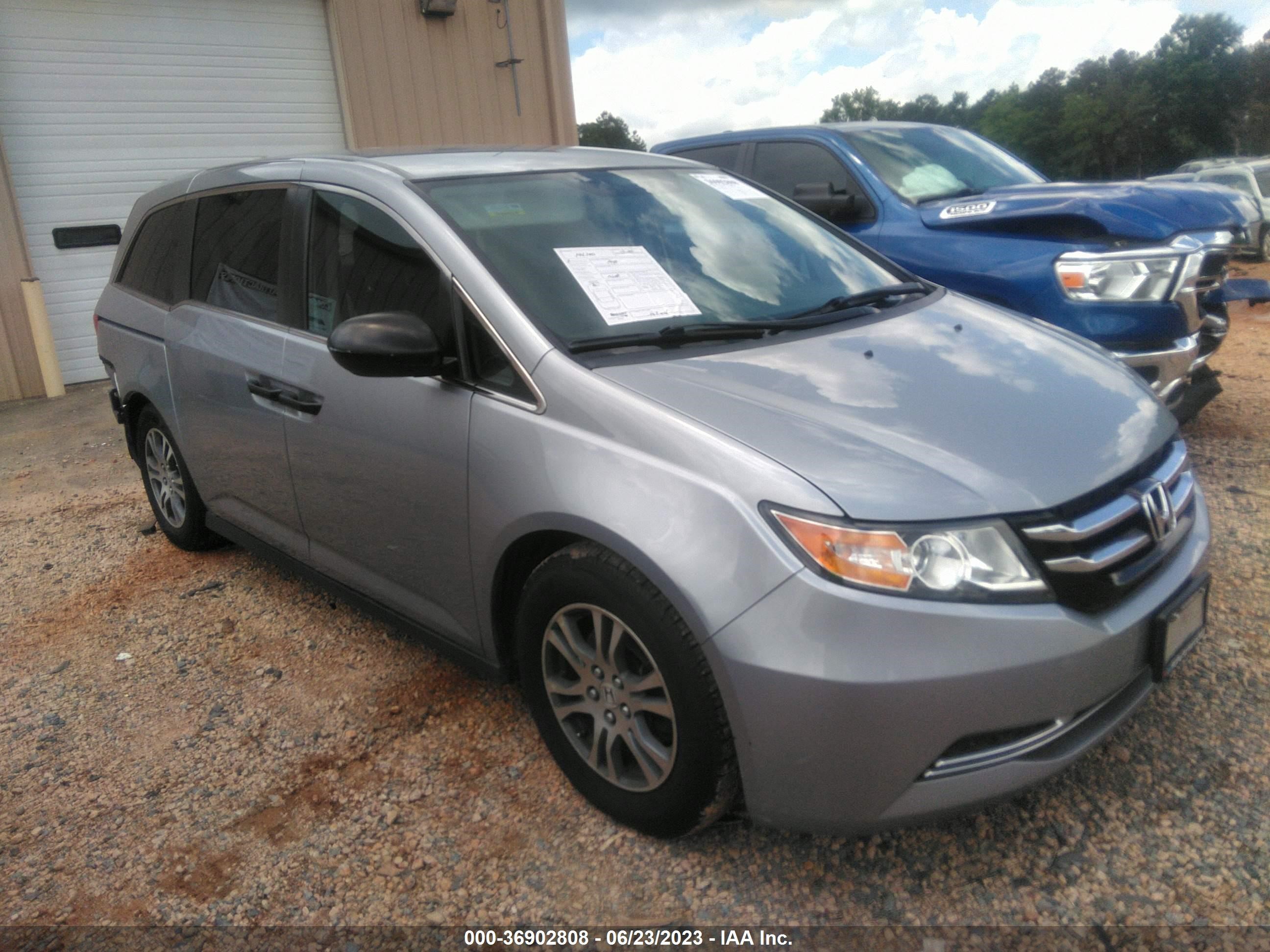 HONDA ODYSSEY 2017 5fnrl5h25hb002406