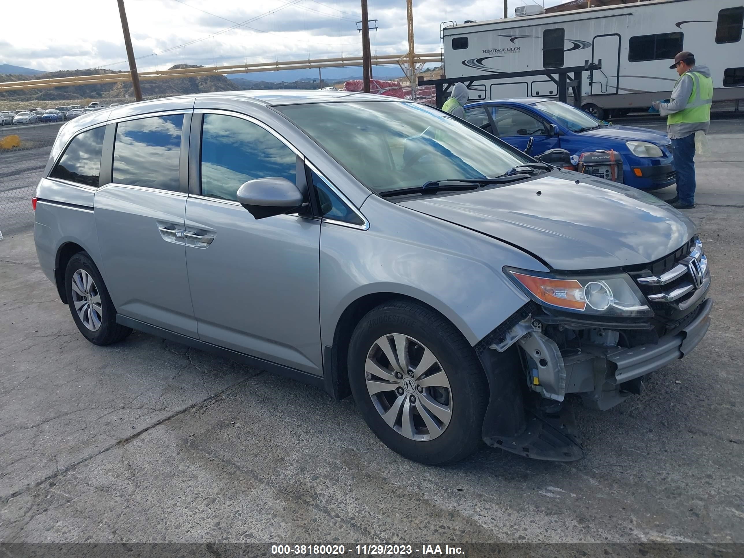 HONDA ODYSSEY 2016 5fnrl5h3xgb054685