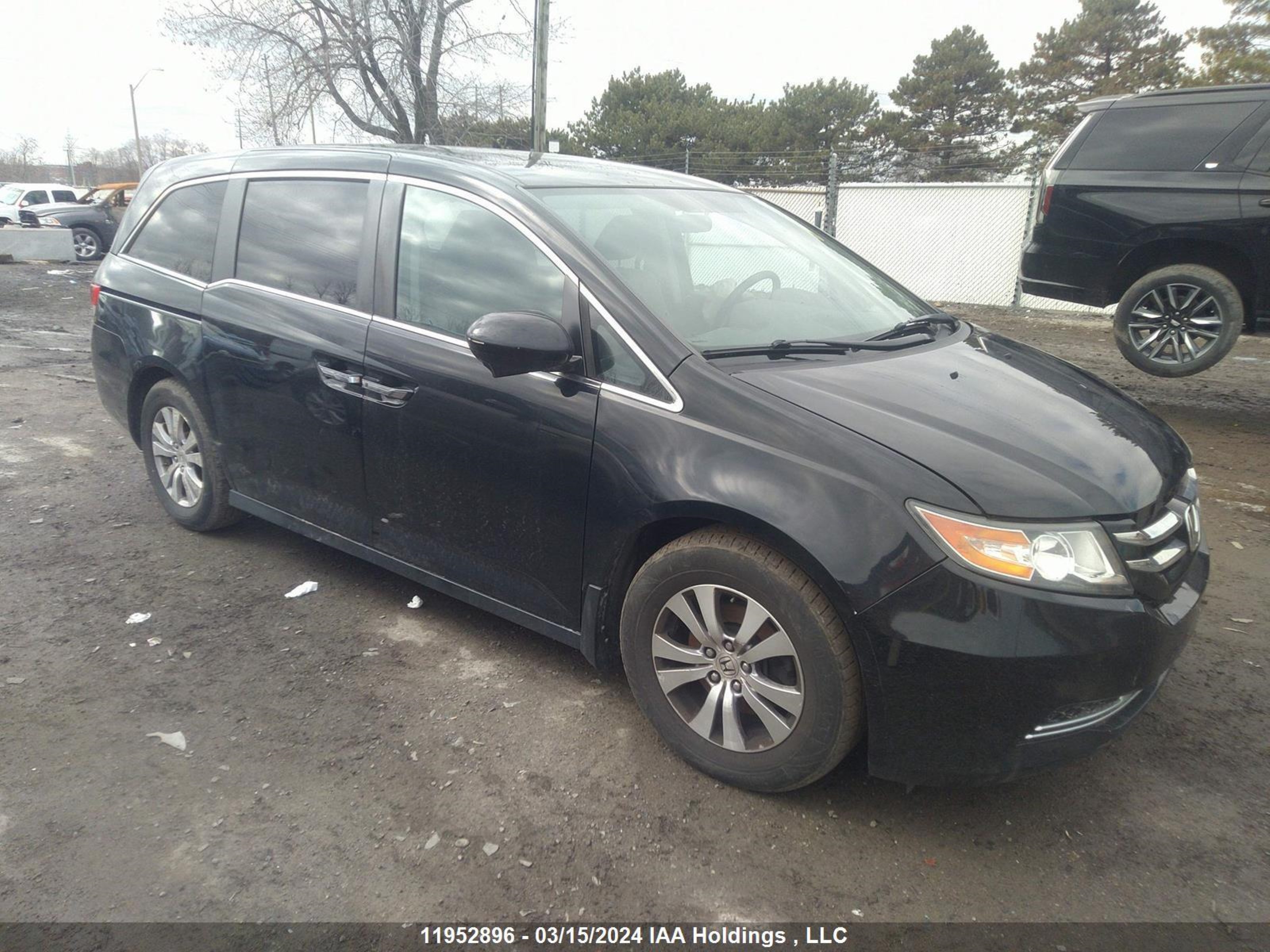 HONDA ODYSSEY 2015 5fnrl5h41fb510452