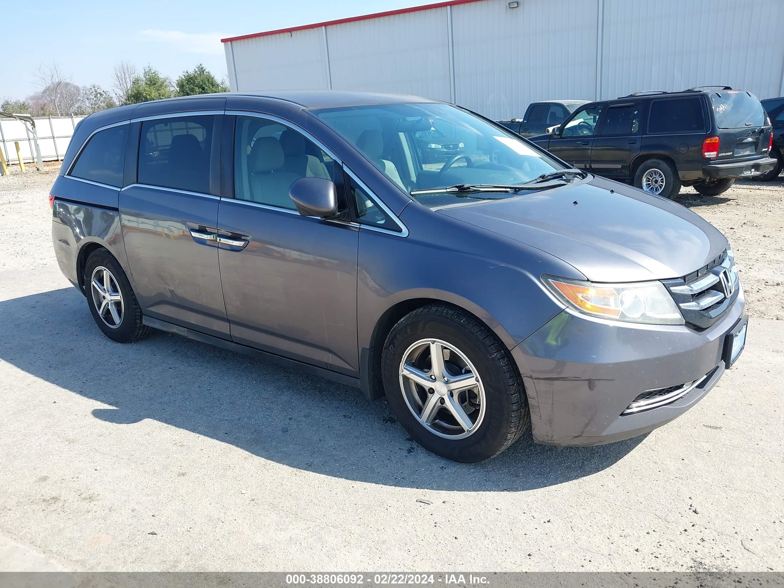 HONDA ODYSSEY 2015 5fnrl5h47fb057261