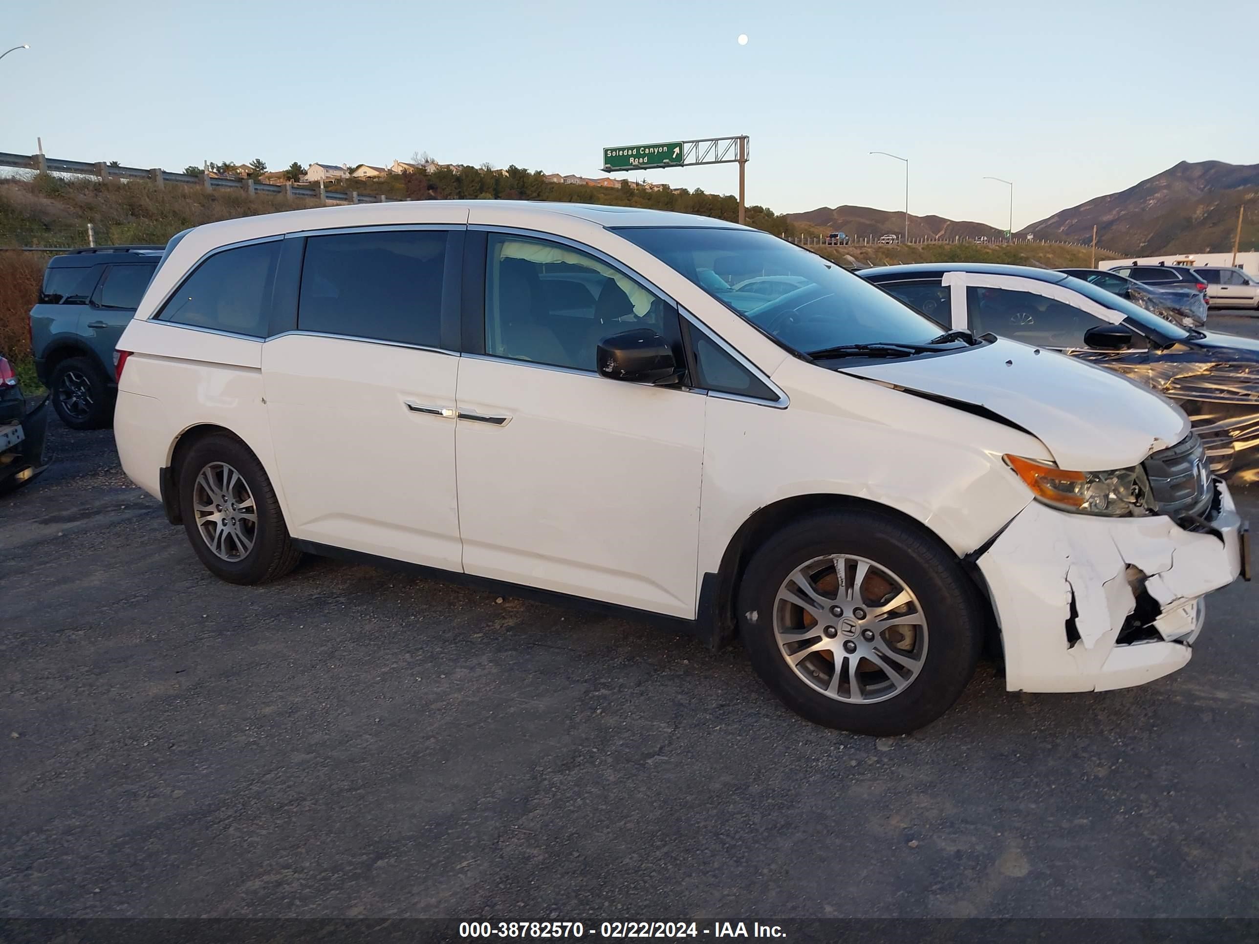 HONDA ODYSSEY 2011 5fnrl5h68bb018724