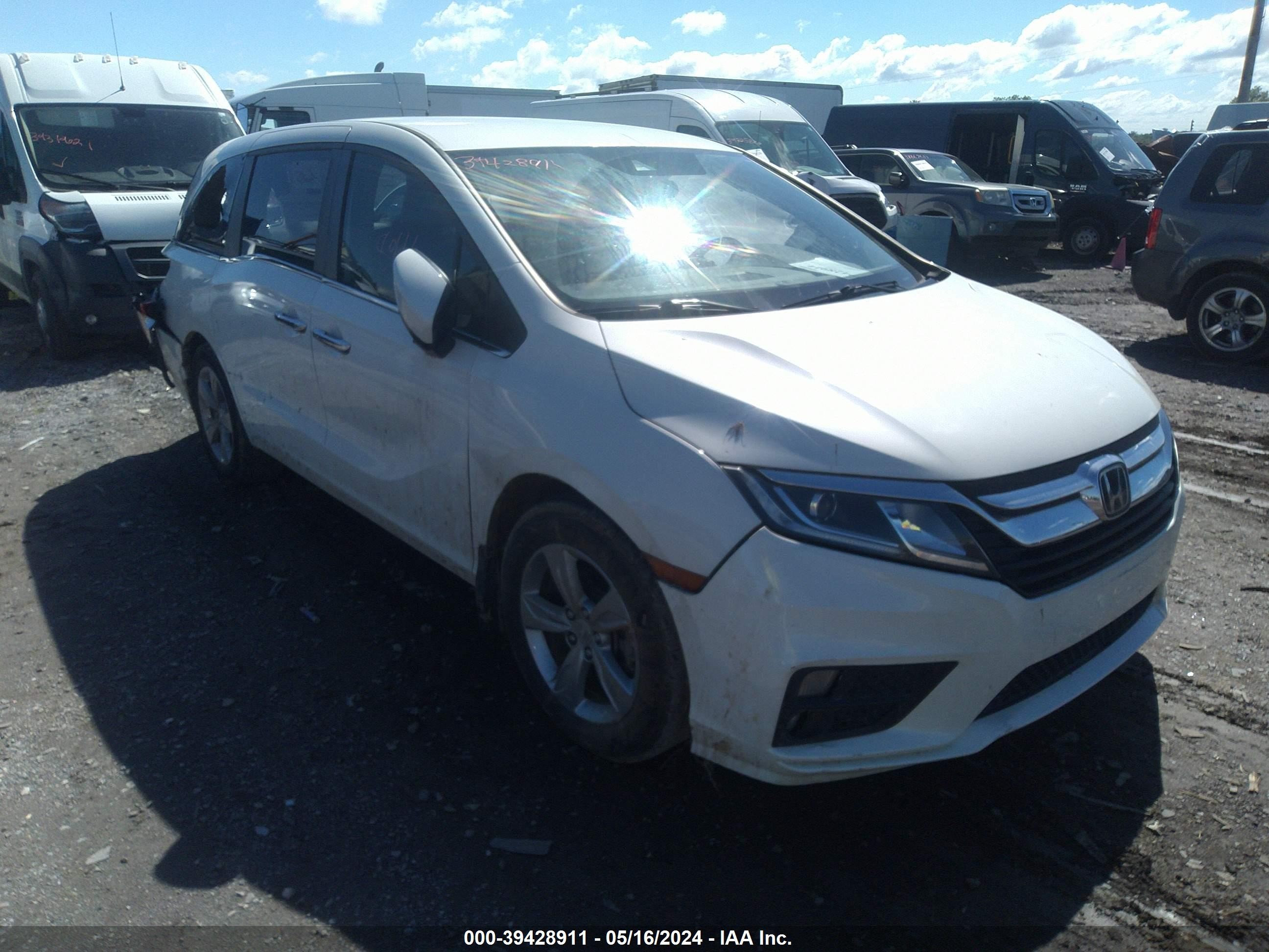 HONDA ODYSSEY 2018 5fnrl6h59jb064624