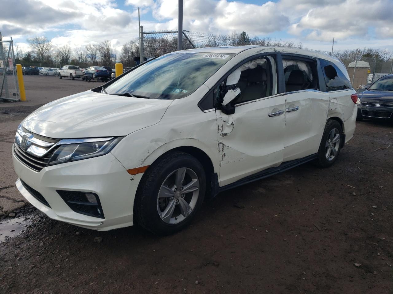 HONDA ODYSSEY 2018 5fnrl6h70jb056400