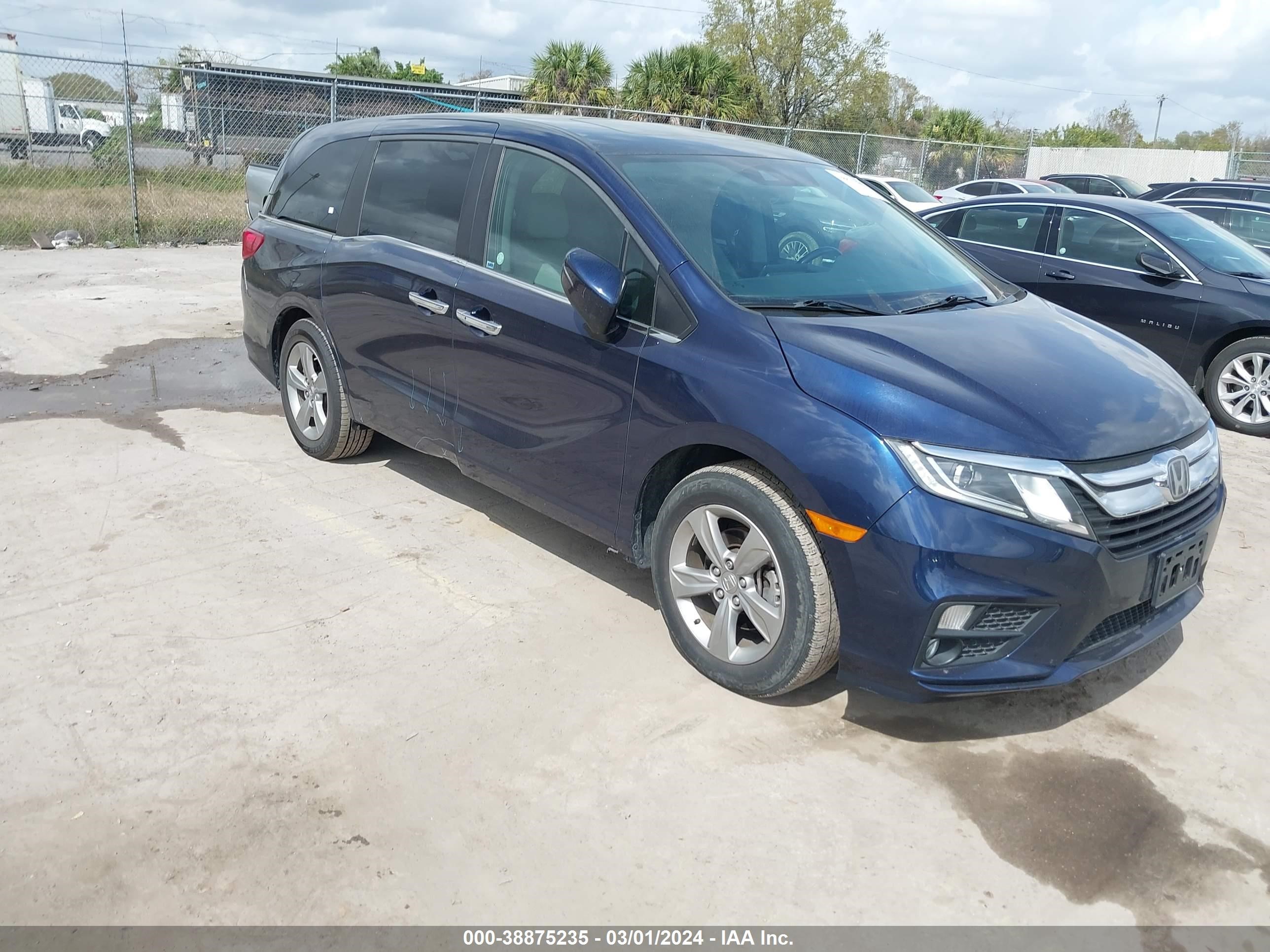 HONDA ODYSSEY 2018 5fnrl6h74jb025361