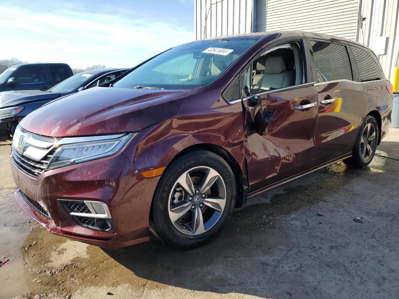 HONDA ODYSSEY 2018 5fnrl6h87jb000592