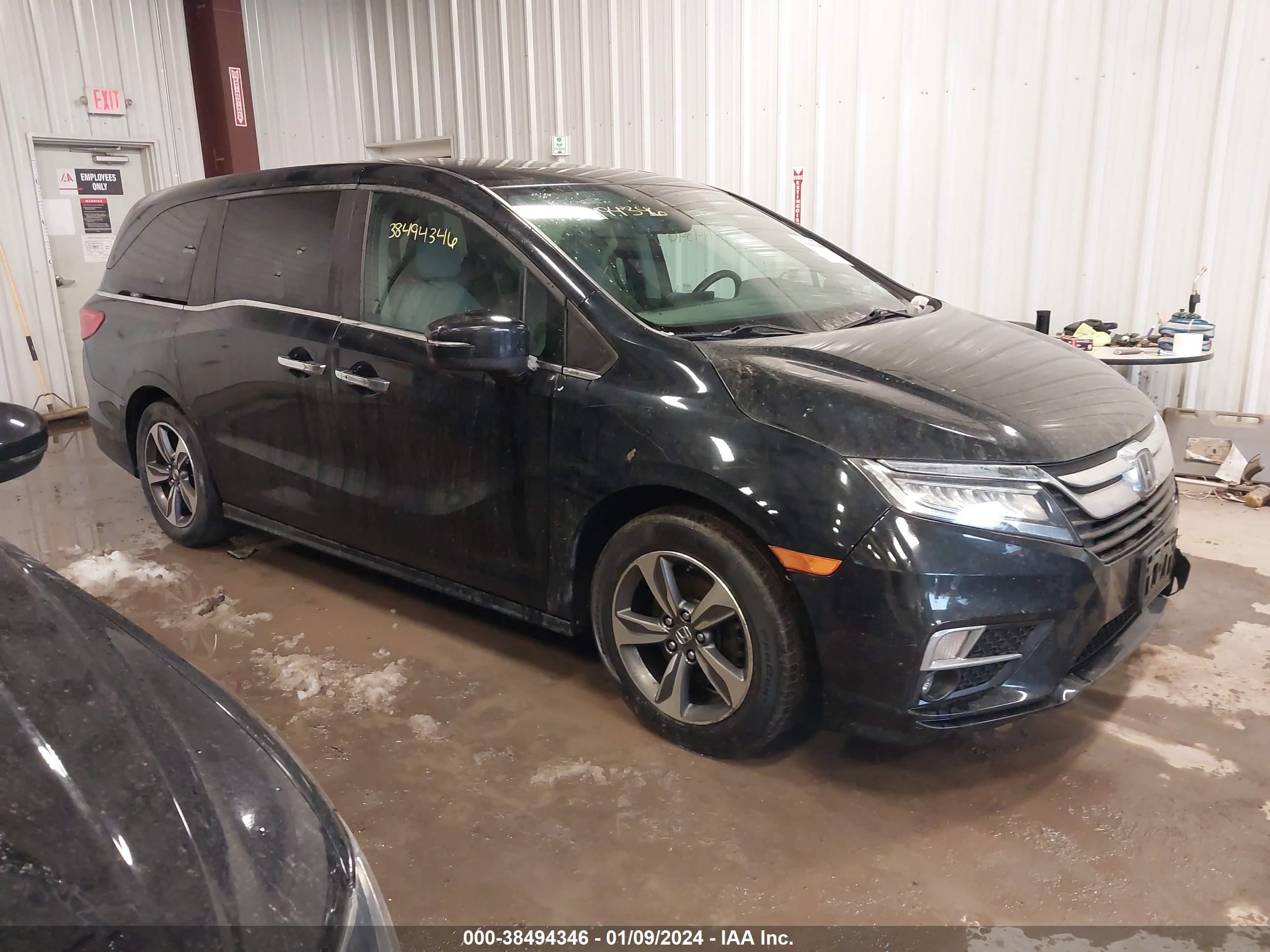 HONDA ODYSSEY 2018 5fnrl6h87jb016940