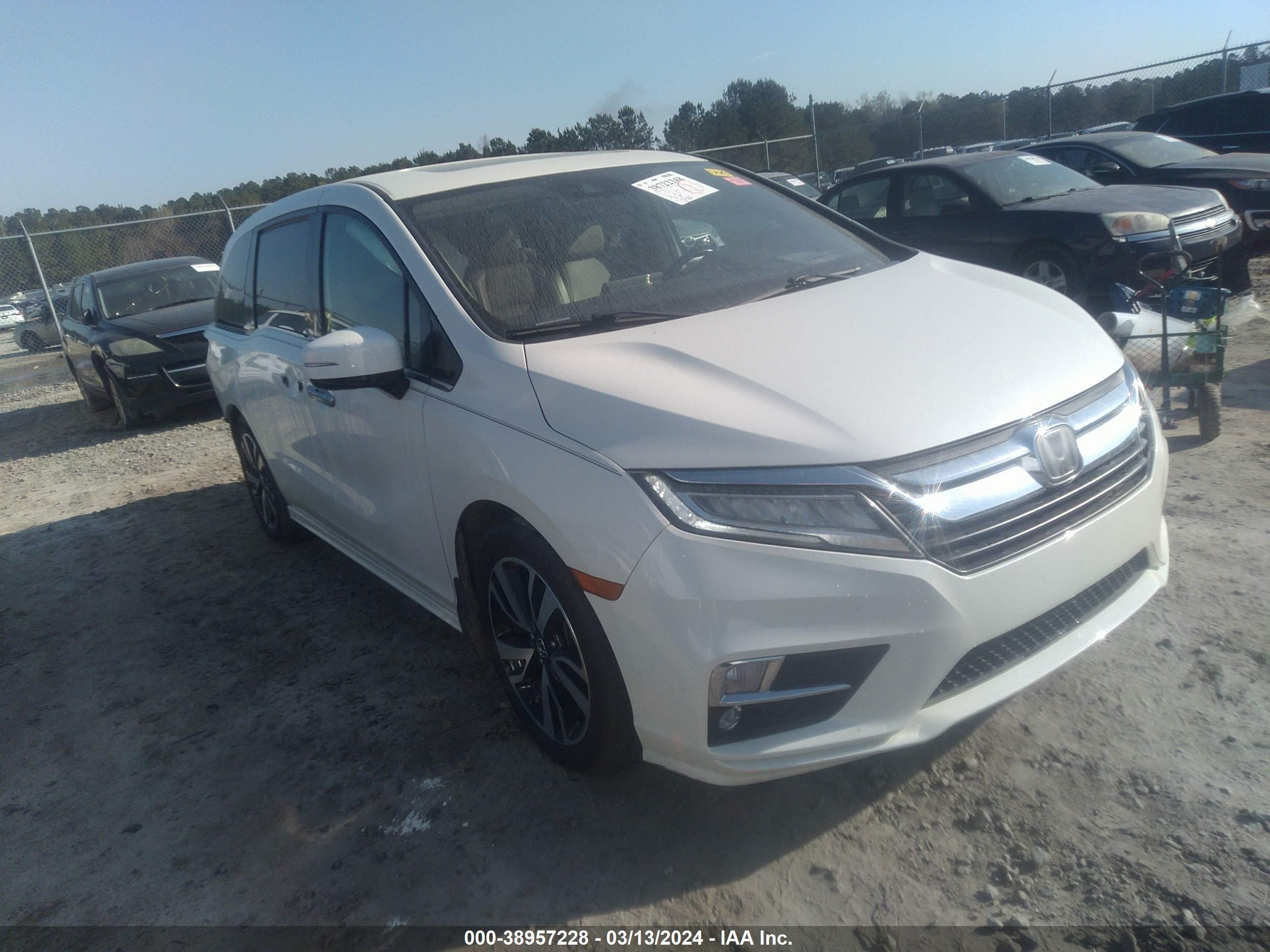 HONDA ODYSSEY 2018 5fnrl6h95jb066020