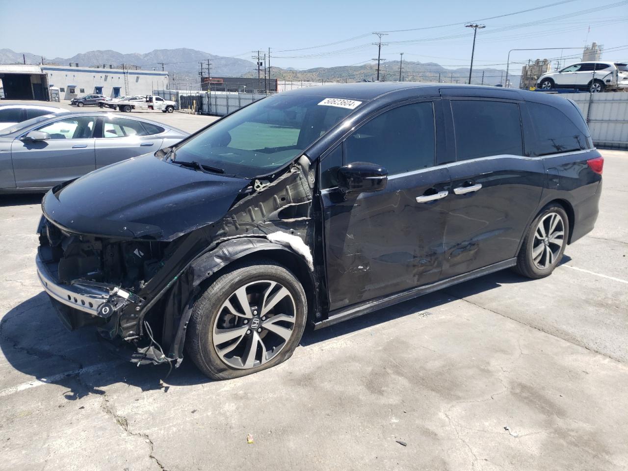 HONDA ODYSSEY 2018 5fnrl6h99jb023333