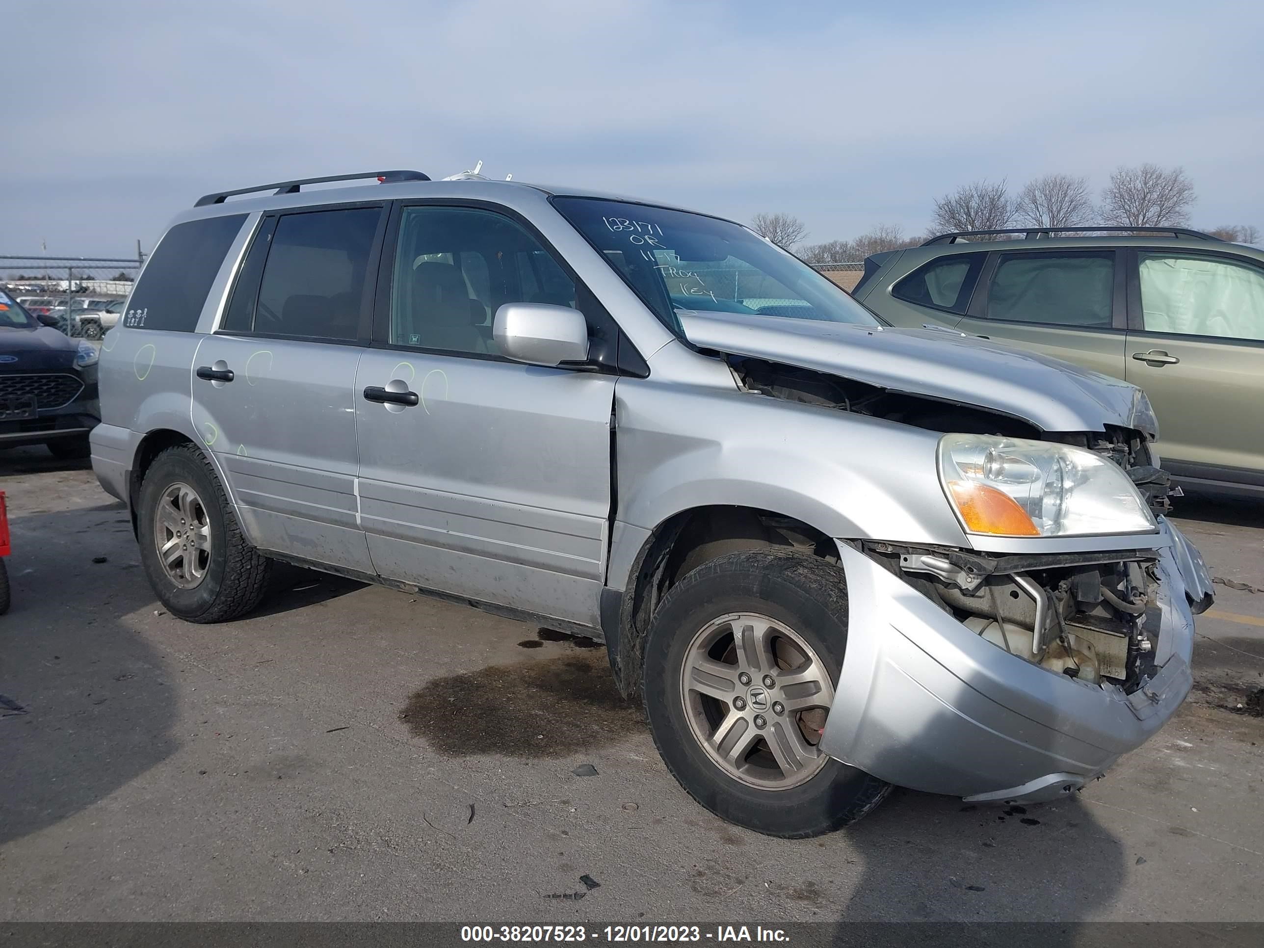 HONDA PILOT 2005 5fnyf18405b060870