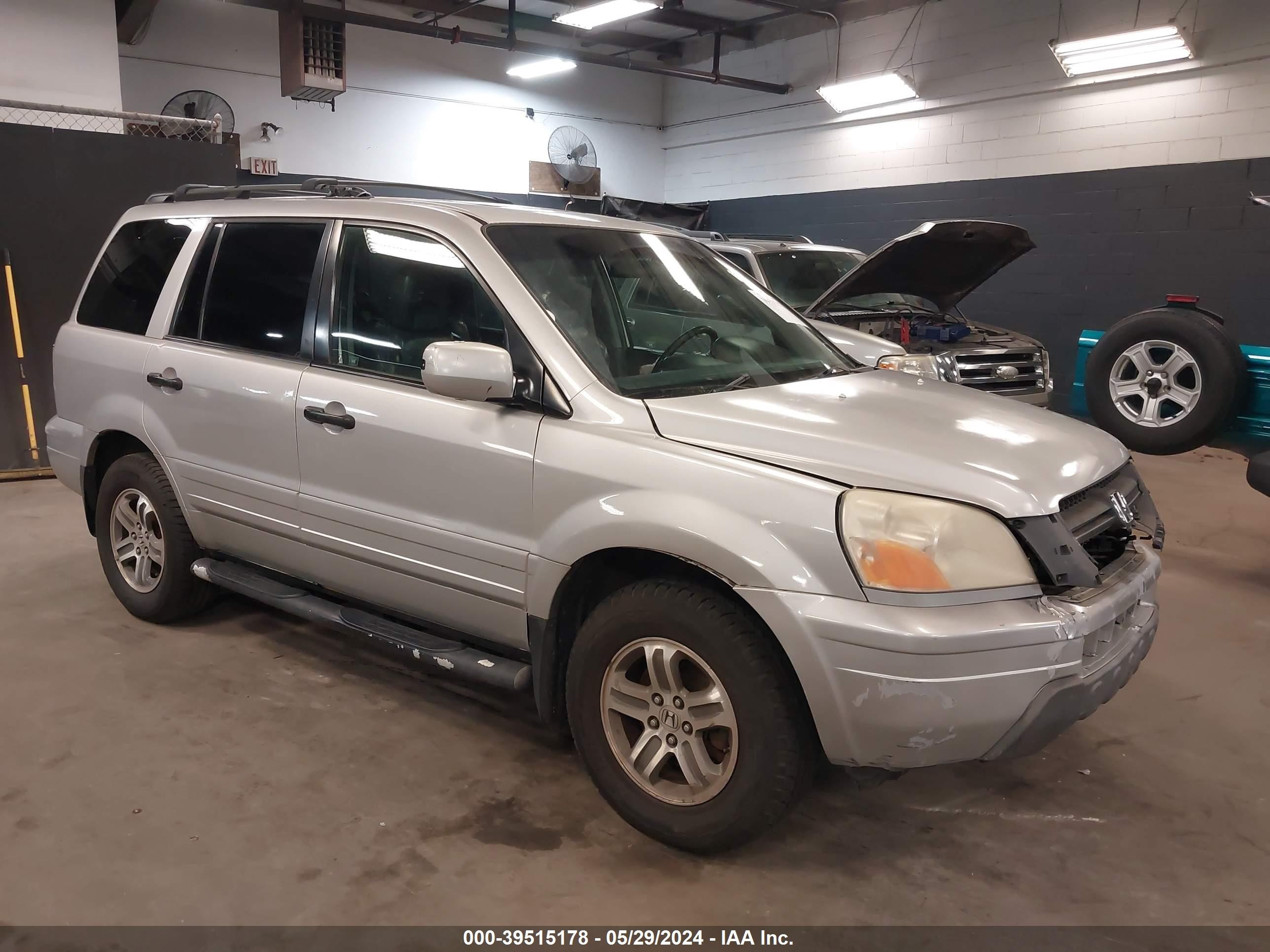 HONDA PILOT 2005 5fnyf18505b017588