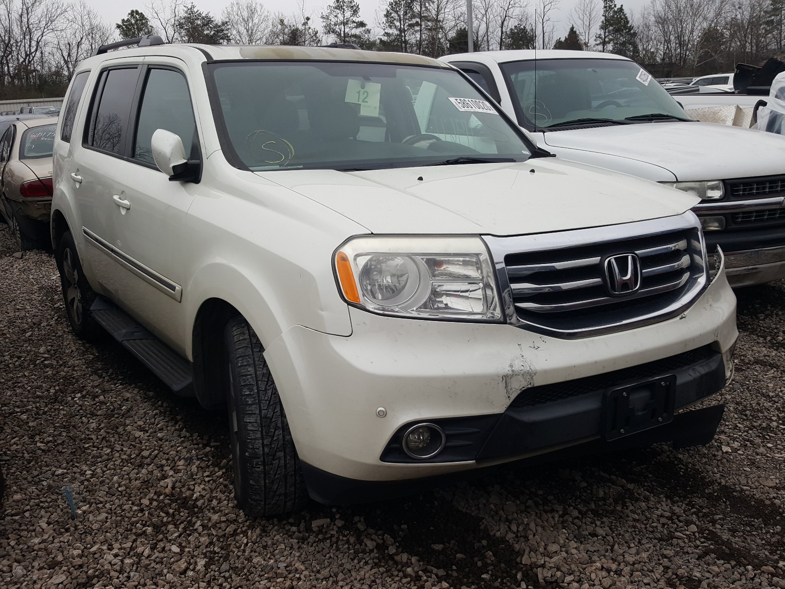 HONDA PILOT TOUR 2015 5fnyf3h94fb002284