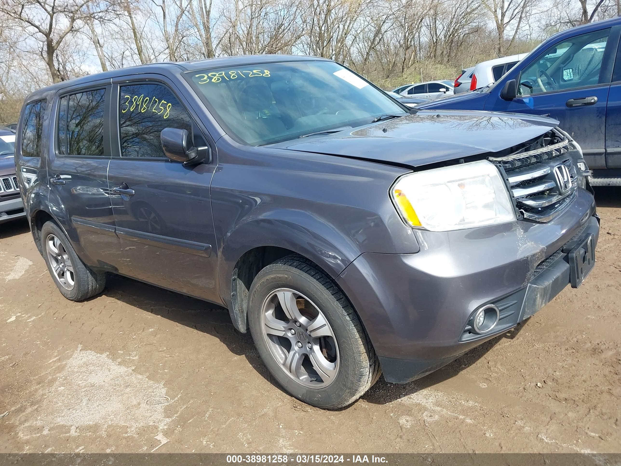 HONDA PILOT 2015 5fnyf4h34fb074572