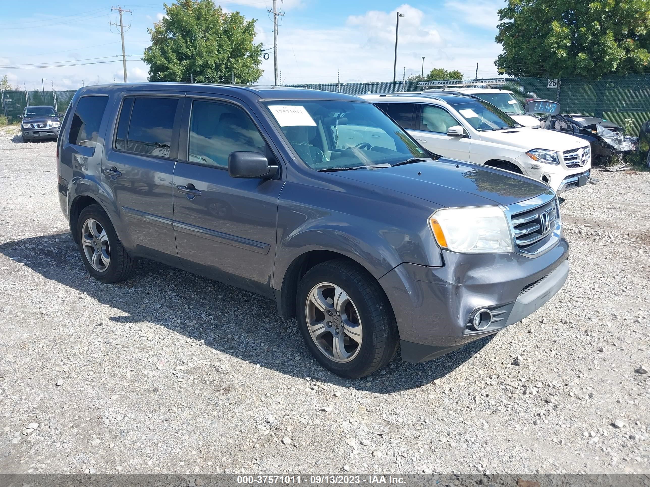 HONDA PILOT 2015 5fnyf4h36fb007035