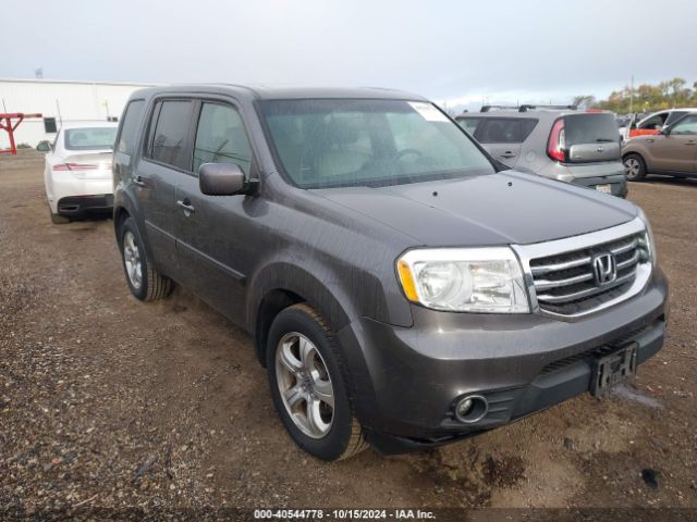 HONDA PILOT 2015 5fnyf4h53fb050071