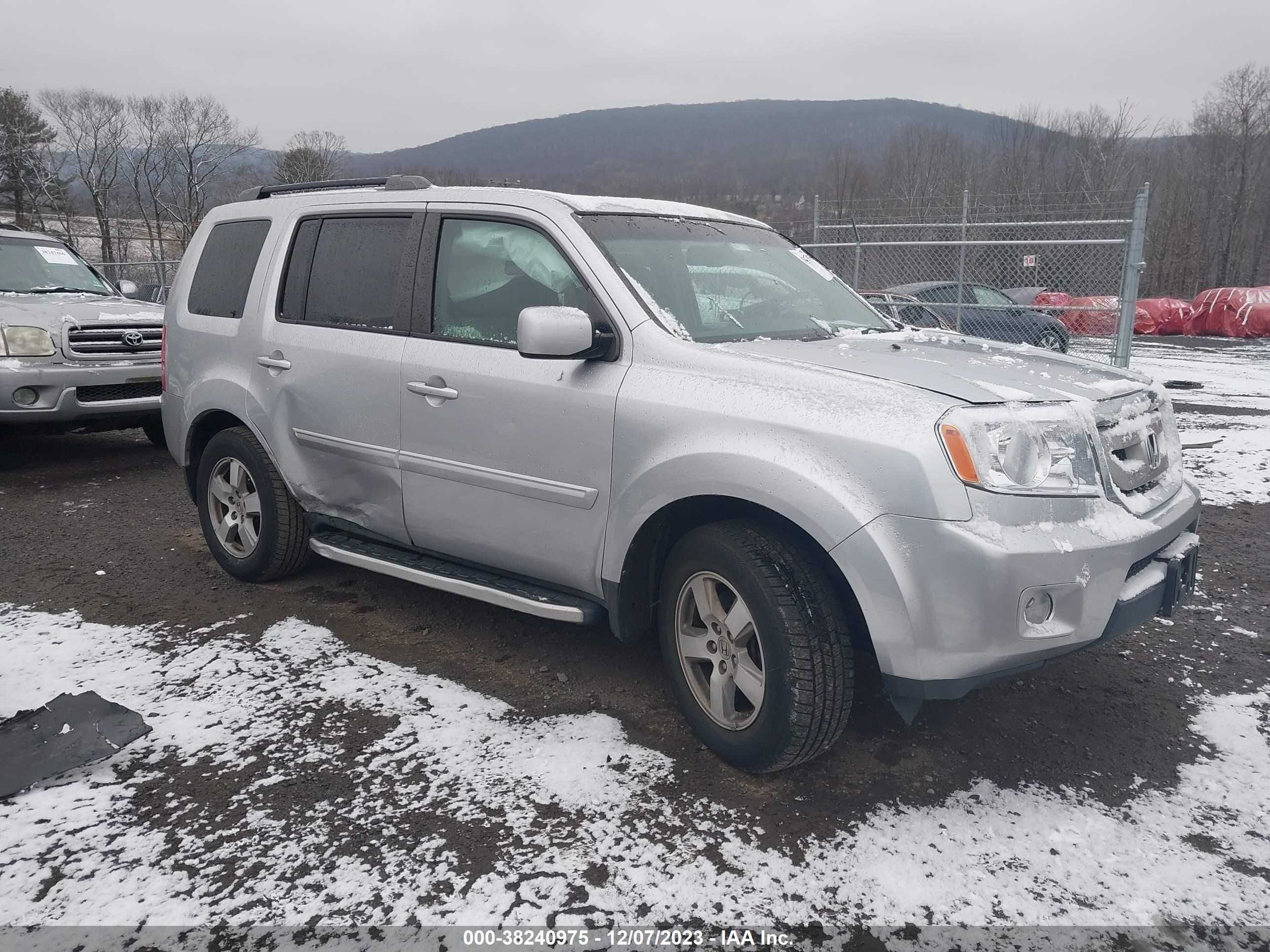 HONDA PILOT 2011 5fnyf4h68bb072084