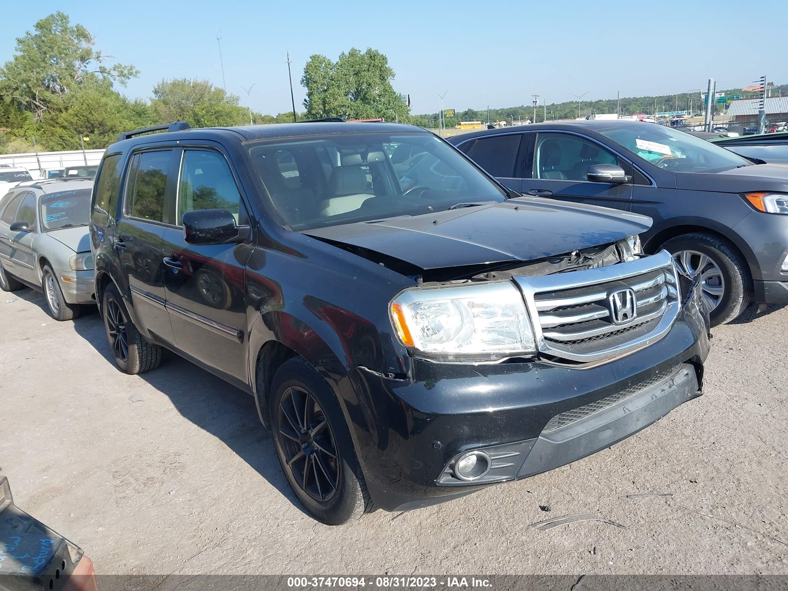 HONDA PILOT 2015 5fnyf4h98fb055074