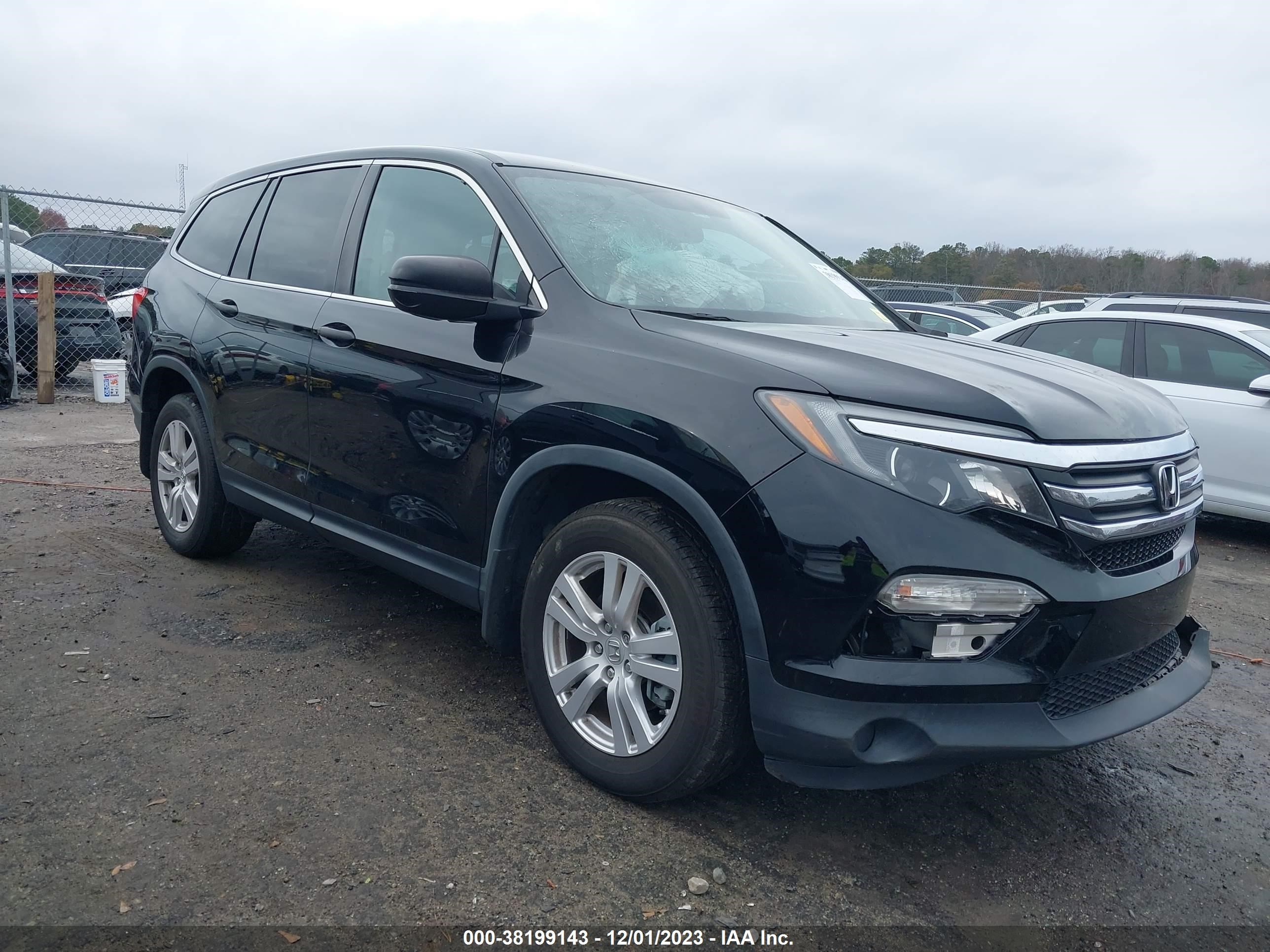 HONDA PILOT 2018 5fnyf5h17jb013360