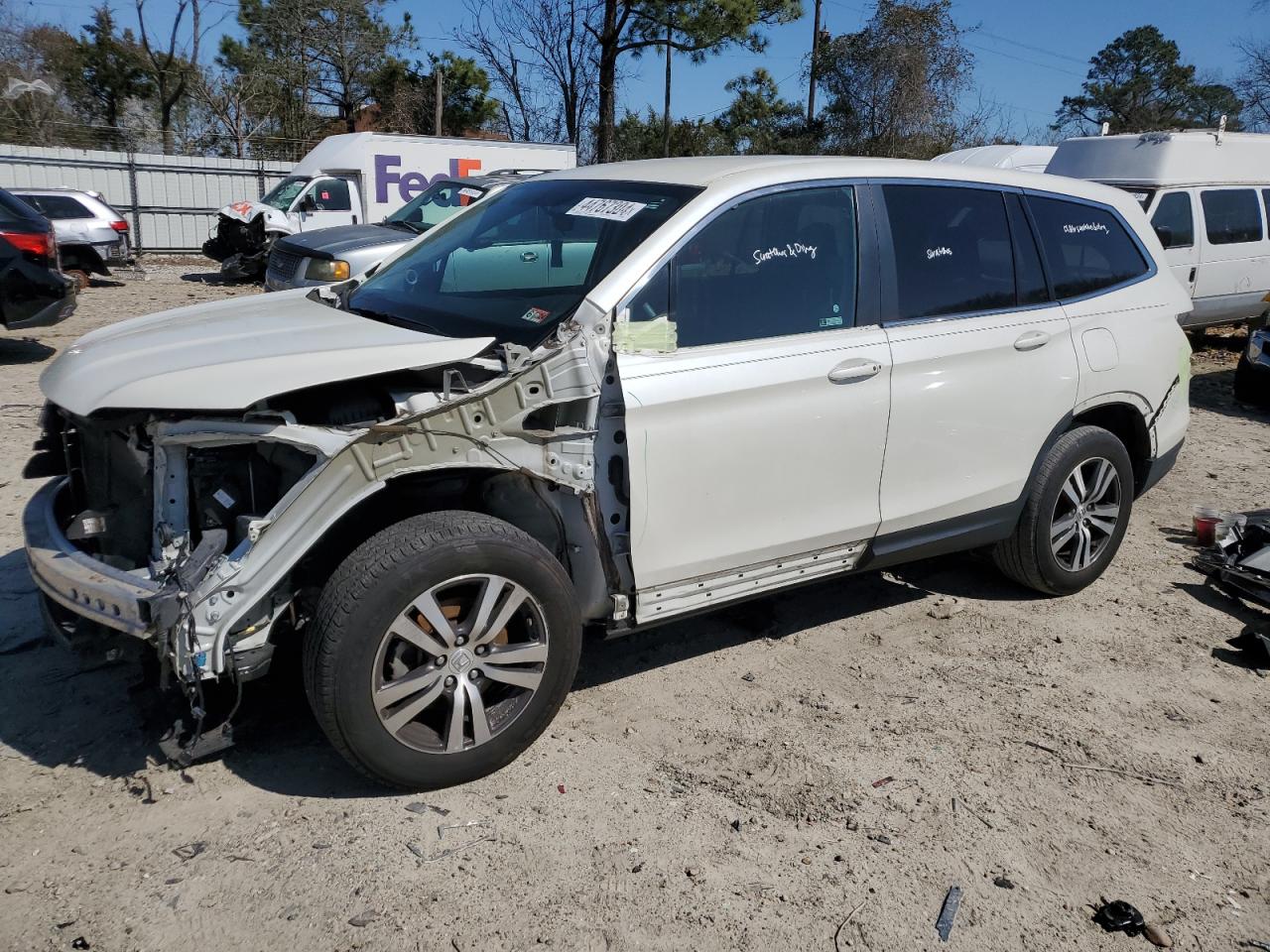 HONDA PILOT 2018 5fnyf5h33jb016046