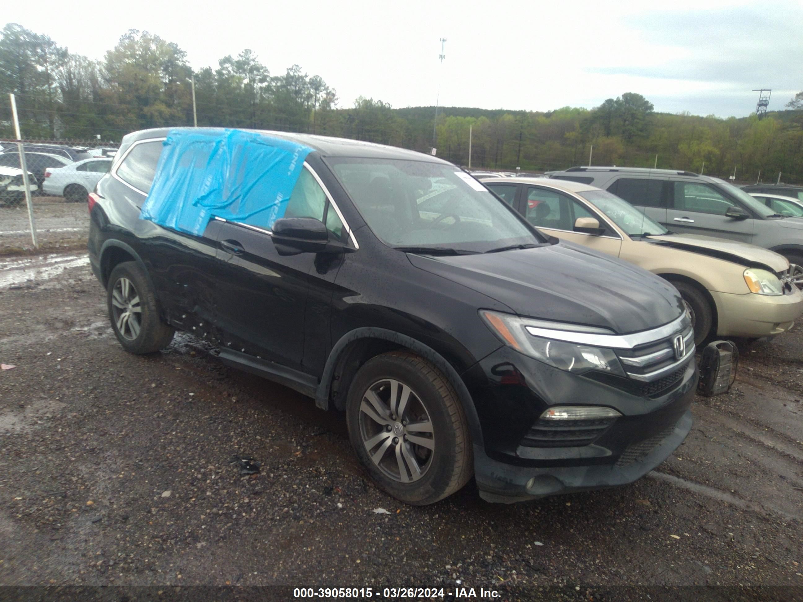 HONDA PILOT 2017 5fnyf5h5xhb012202