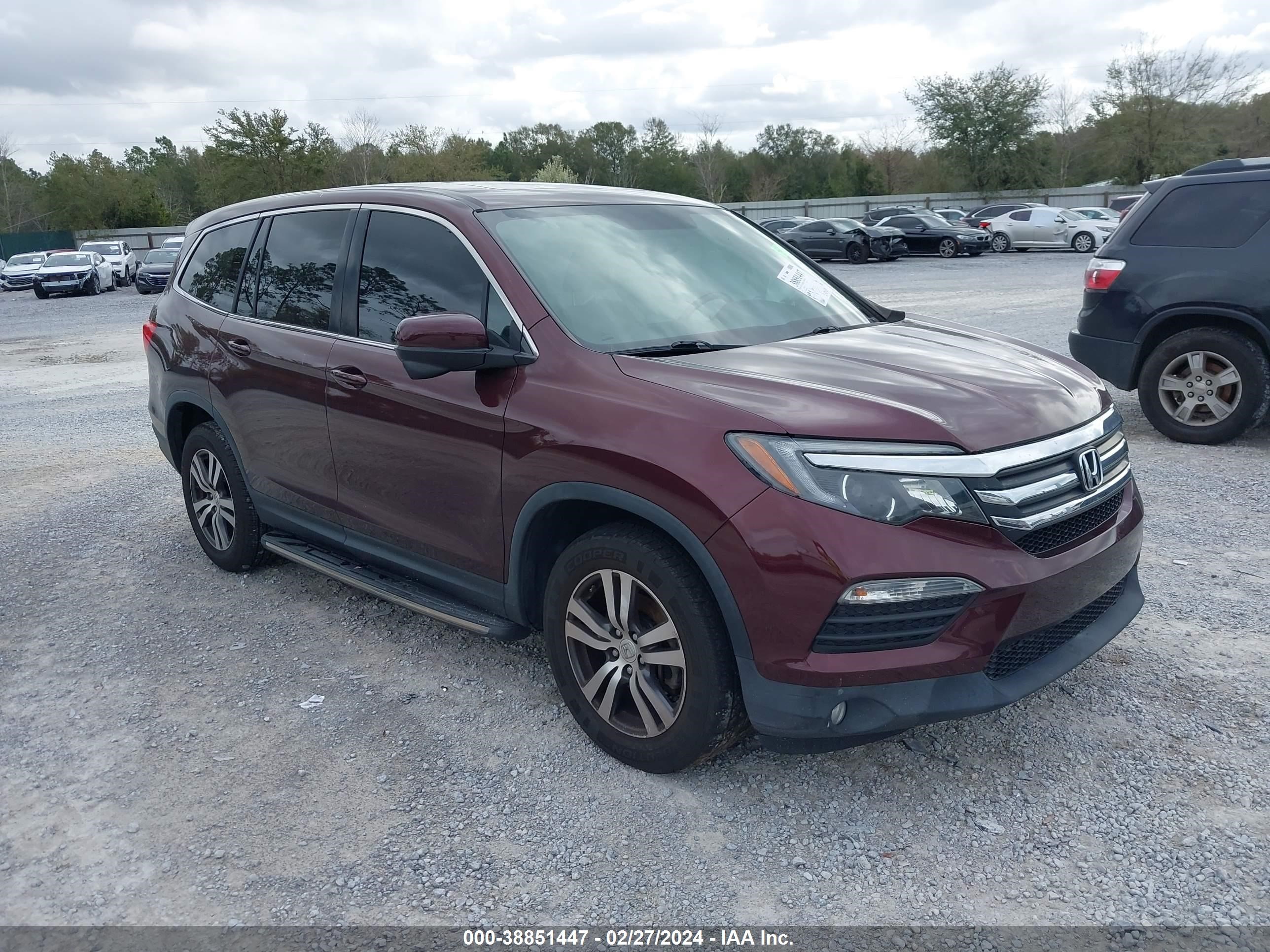 HONDA PILOT 2017 5fnyf5h86hb004155