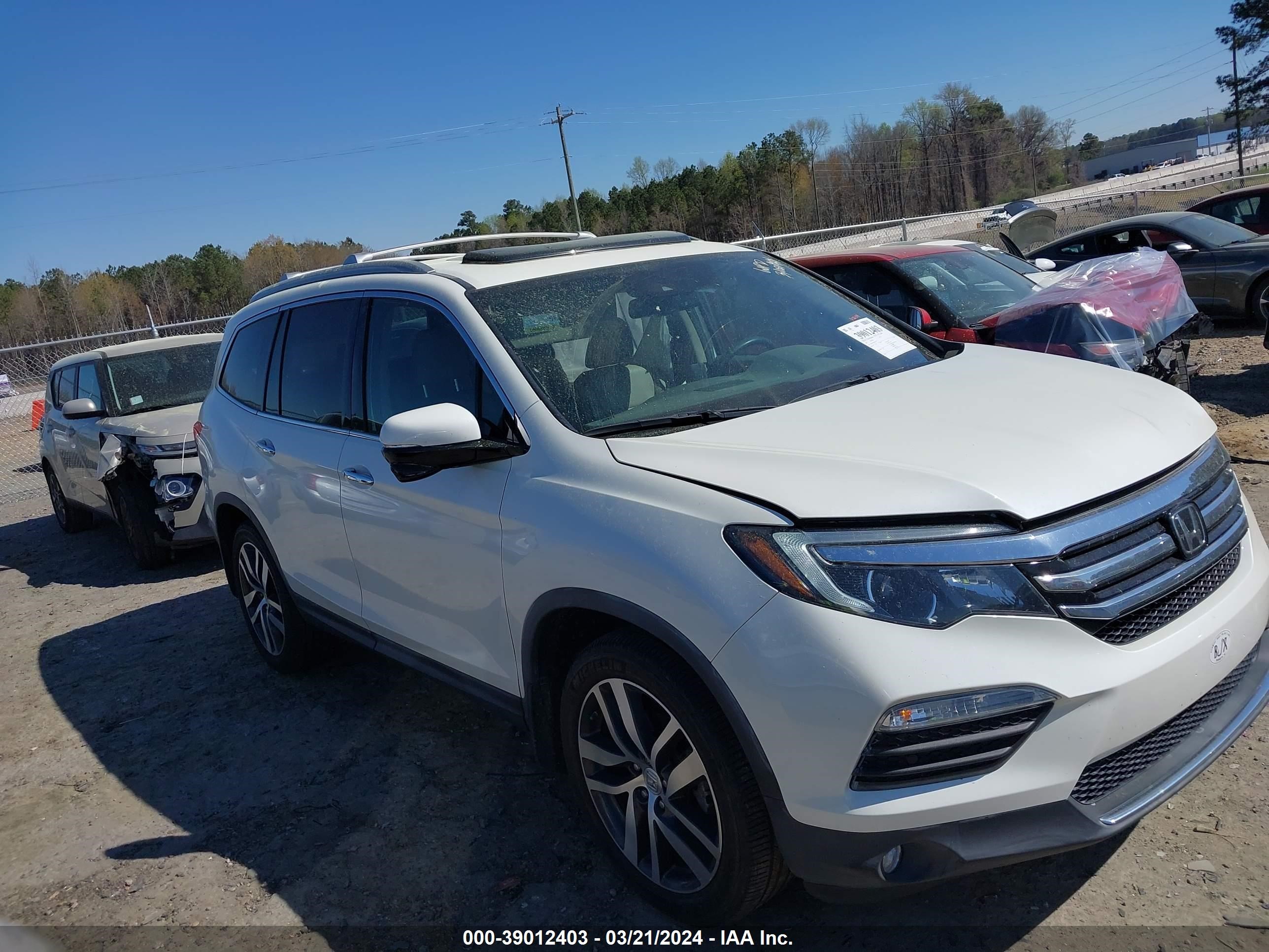 HONDA PILOT 2017 5fnyf5h90hb014527