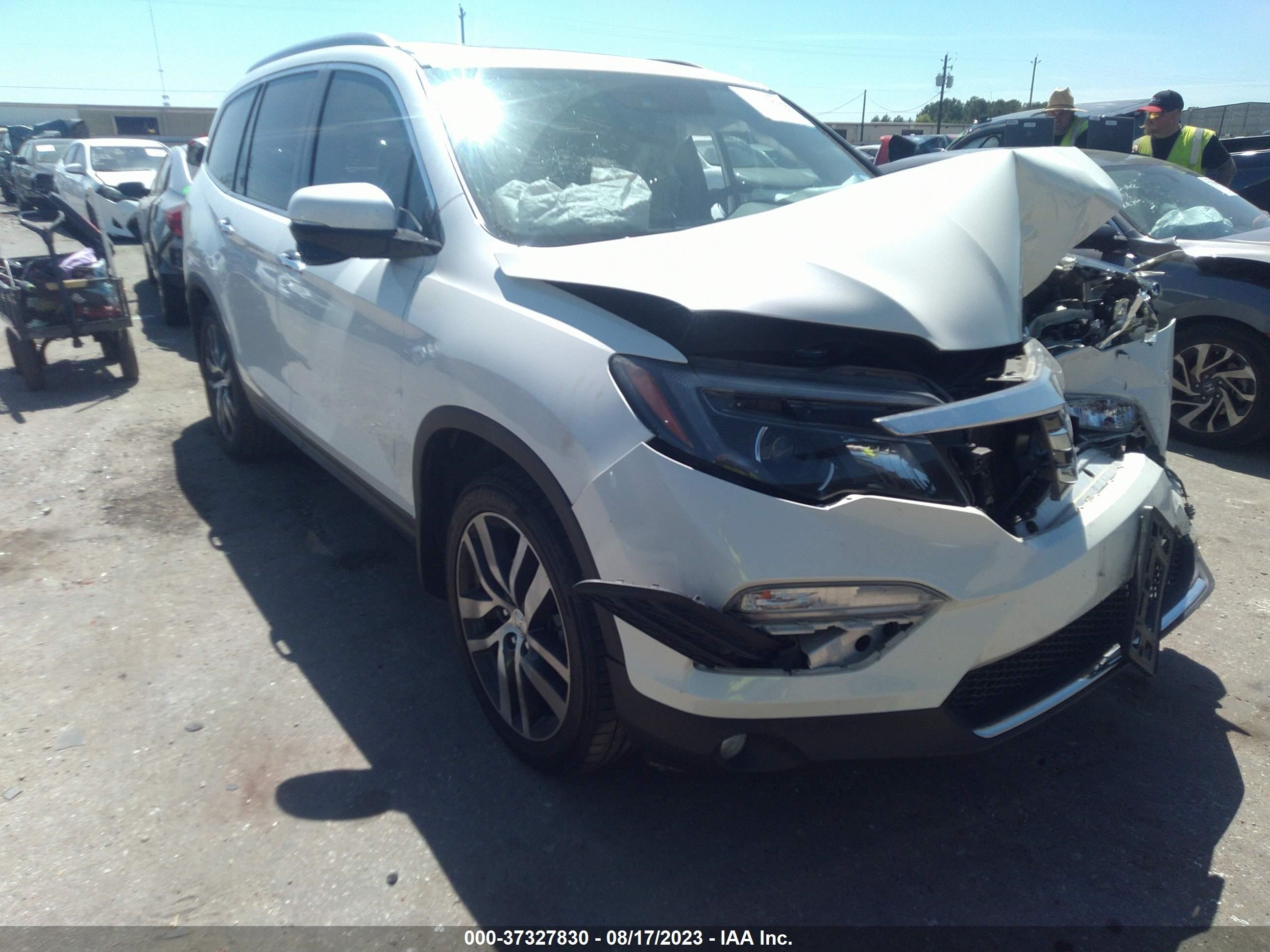 HONDA PILOT 2018 5fnyf5h98jb011820