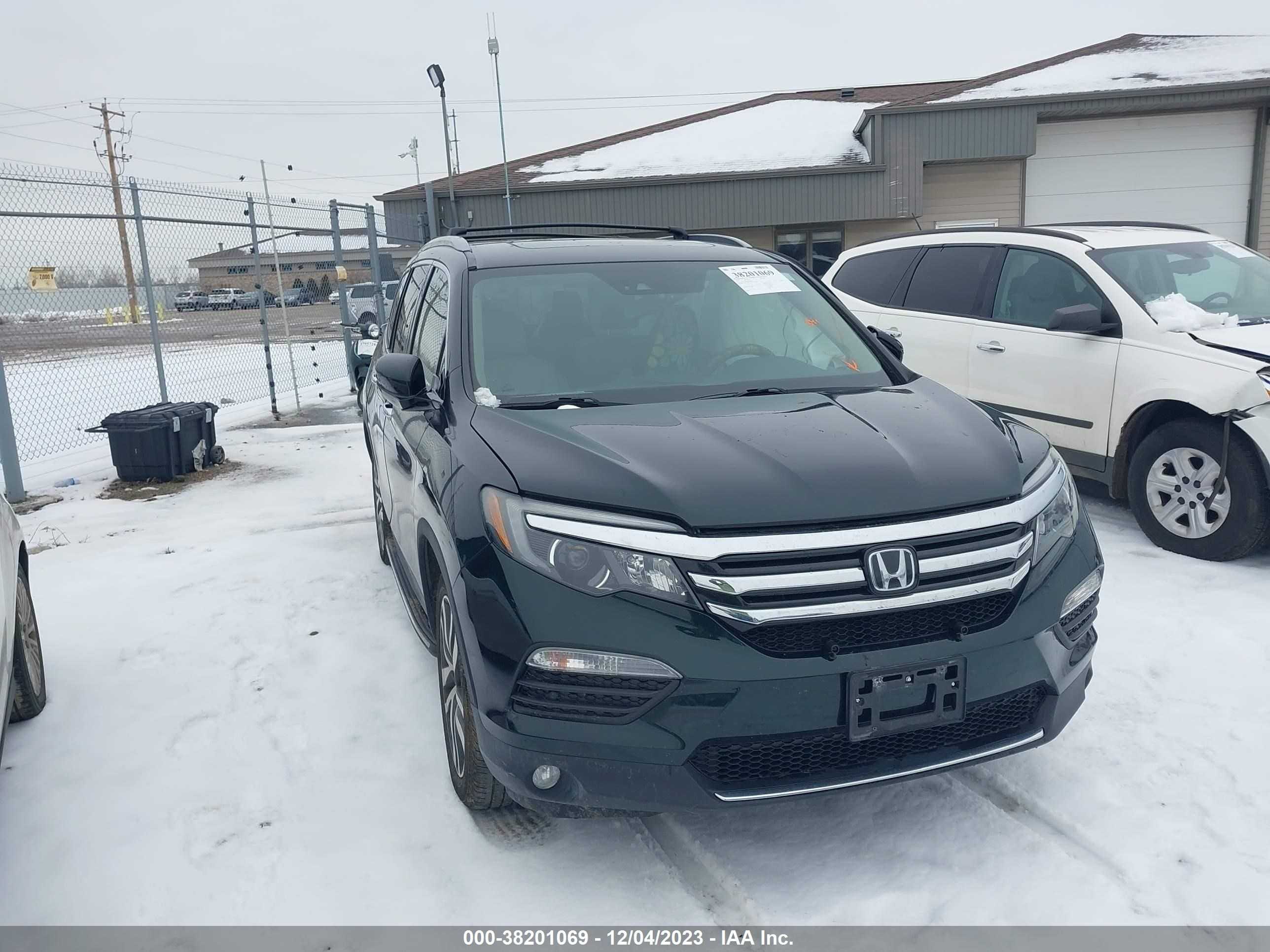 HONDA PILOT 2017 5fnyf6h00hb020870