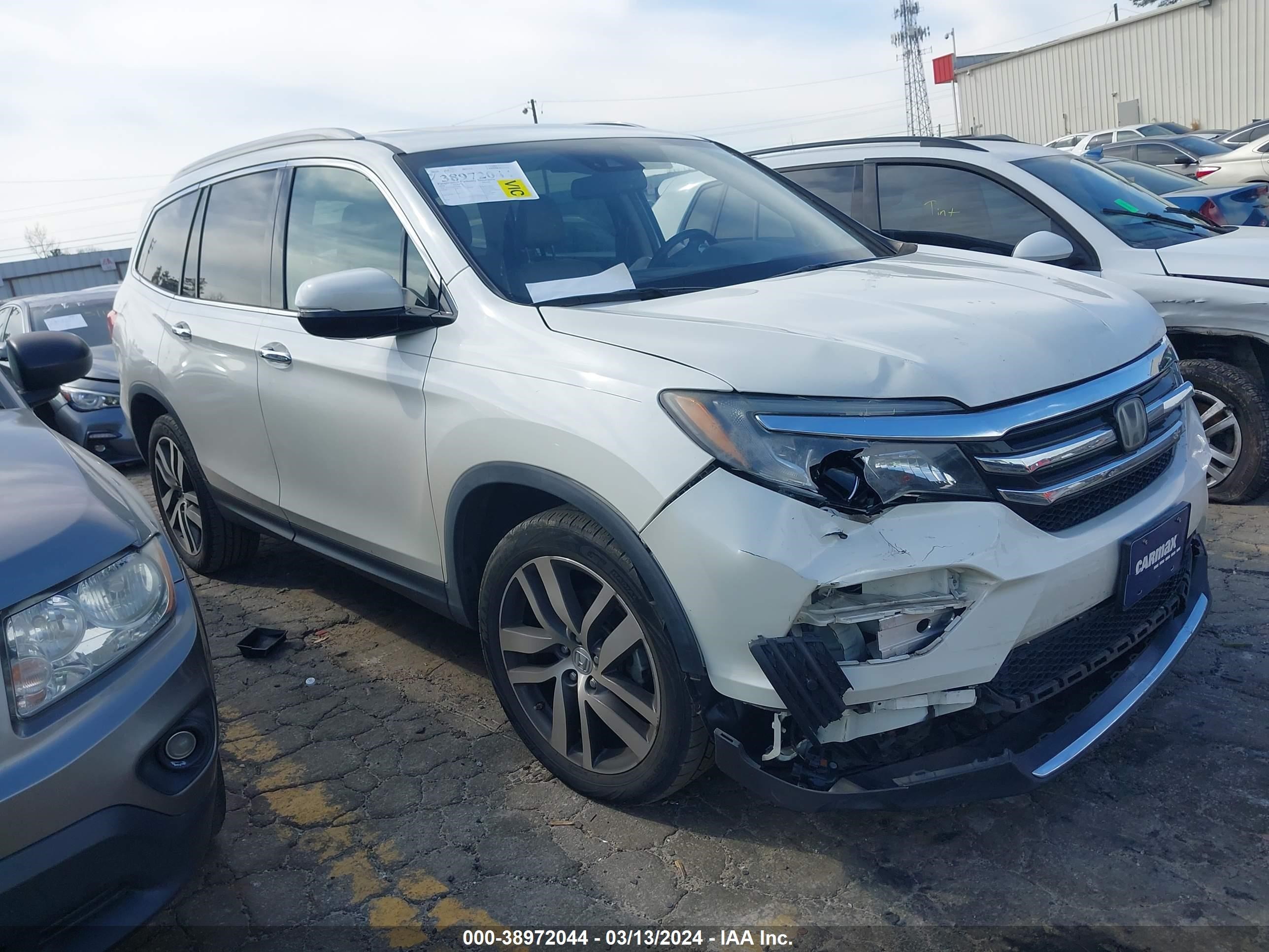 HONDA PILOT 2018 5fnyf6h02jb007771