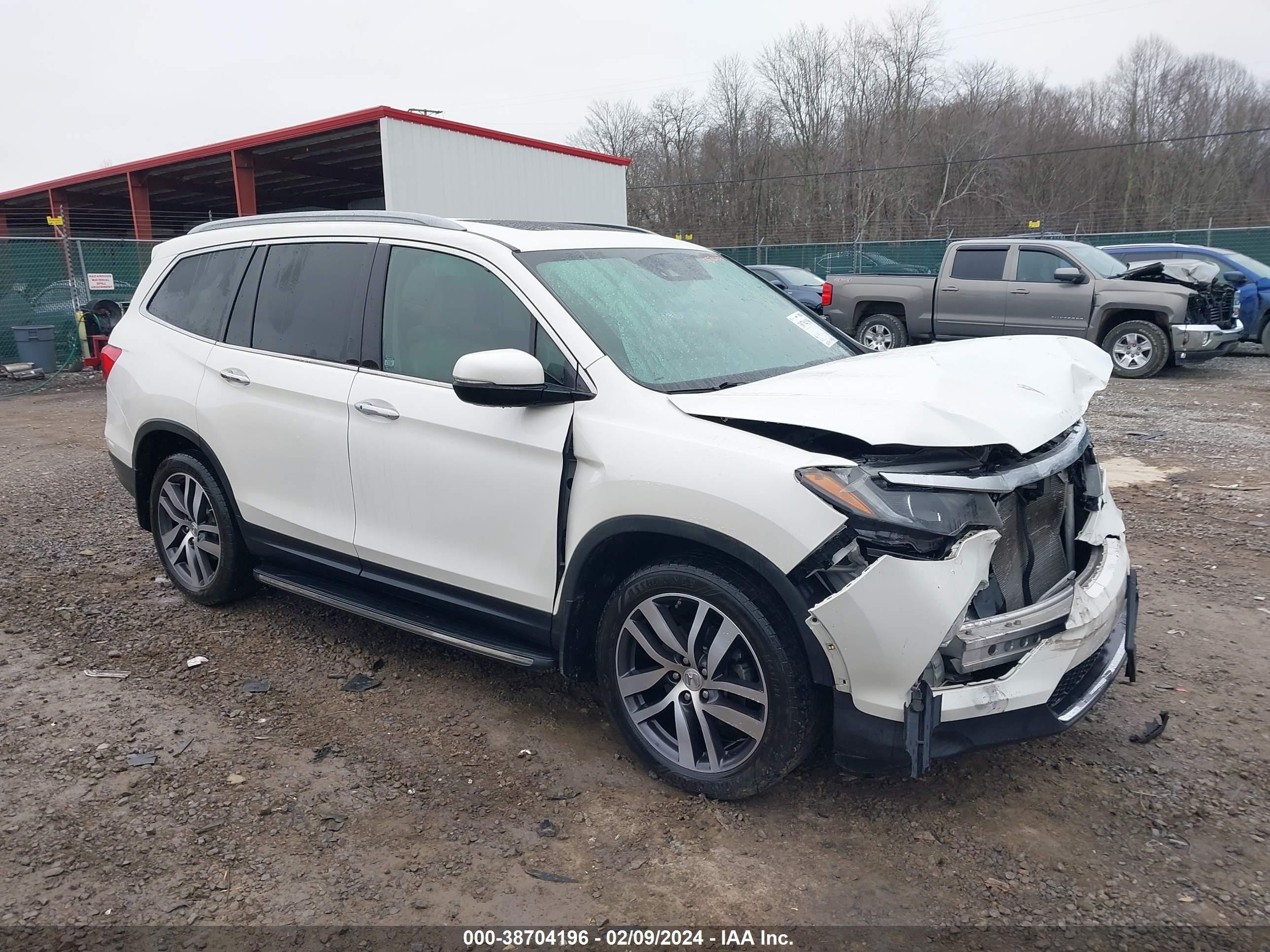 HONDA PILOT 2017 5fnyf6h05hb063391