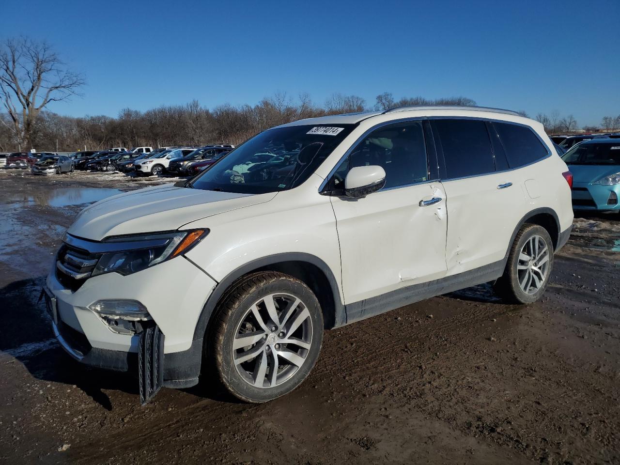 HONDA PILOT 2017 5fnyf6h08hb011799