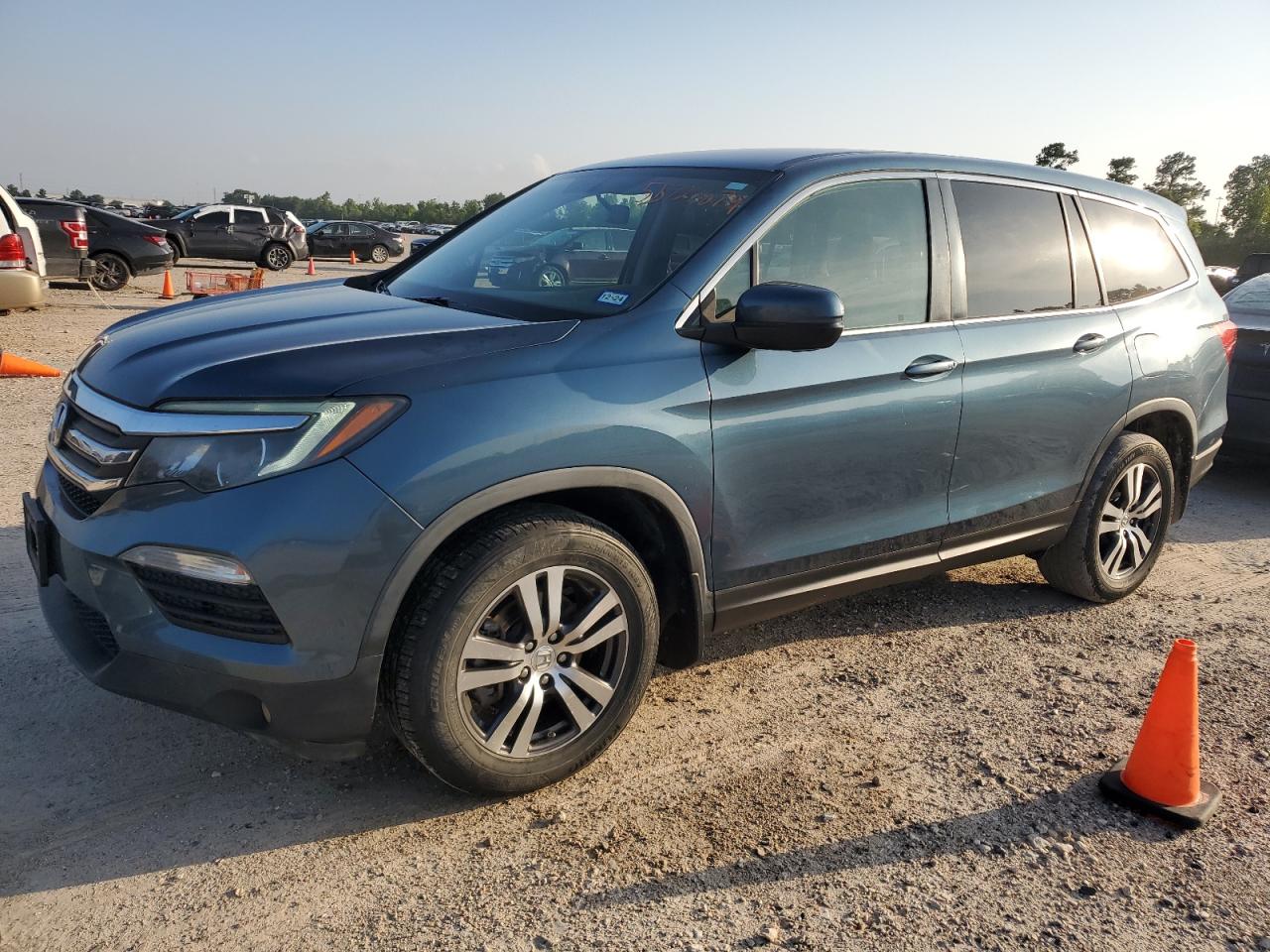 HONDA PILOT 2017 5fnyf6h37hb003512