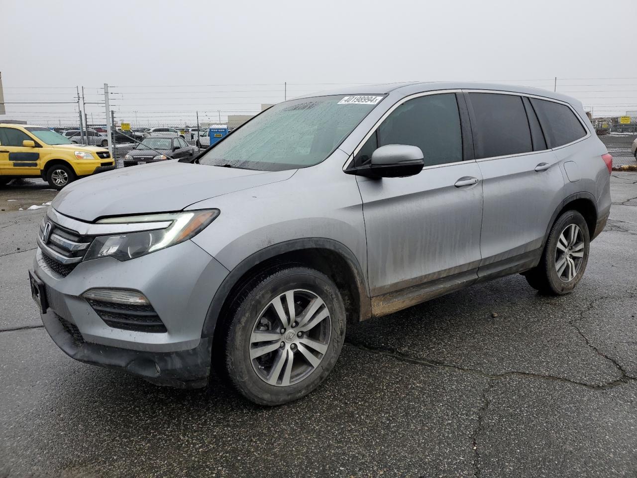 HONDA PILOT 2017 5fnyf6h55hb068294