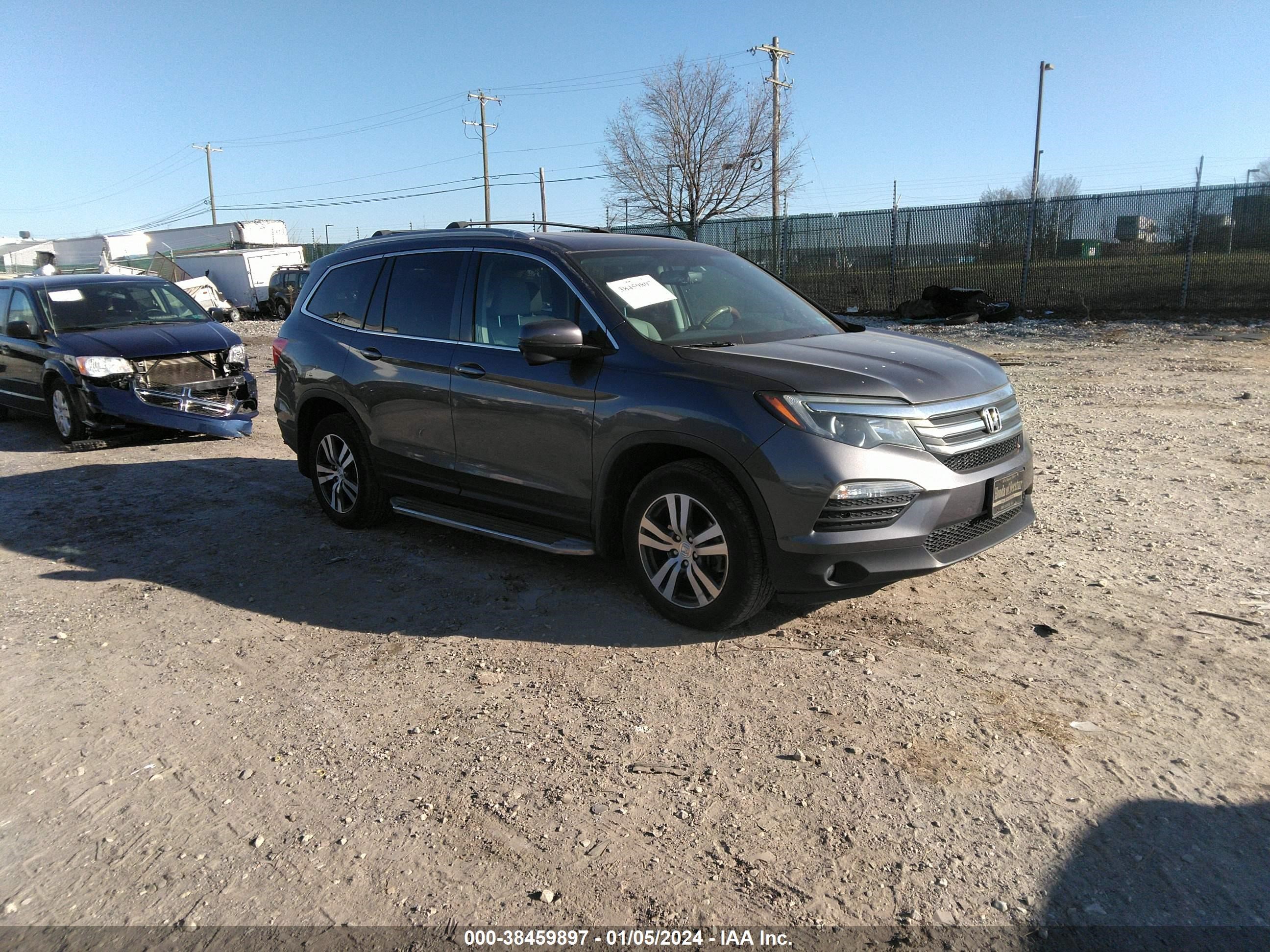 HONDA PILOT 2018 5fnyf6h56jb043572