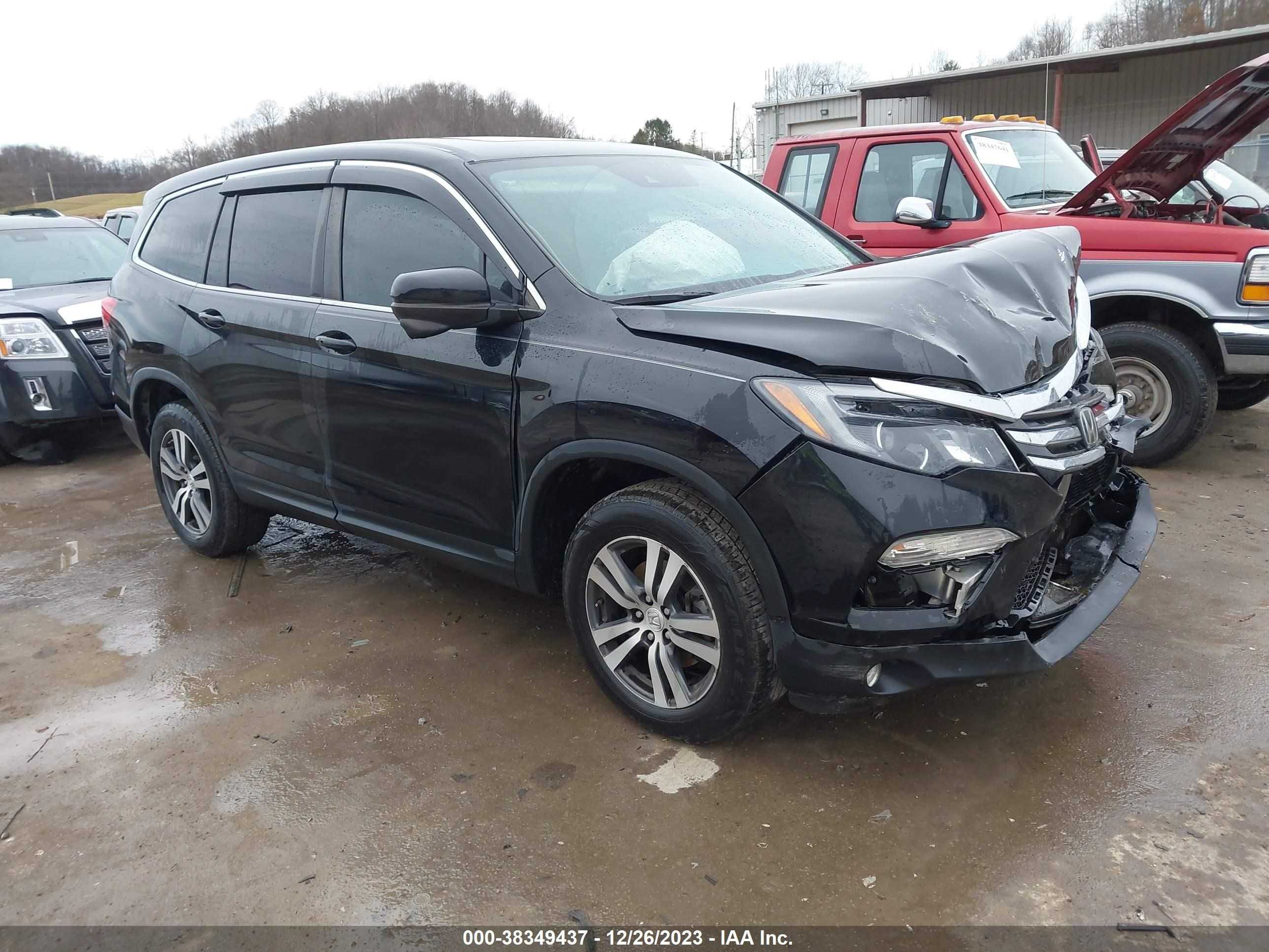 HONDA PILOT 2018 5fnyf6h62jb042119