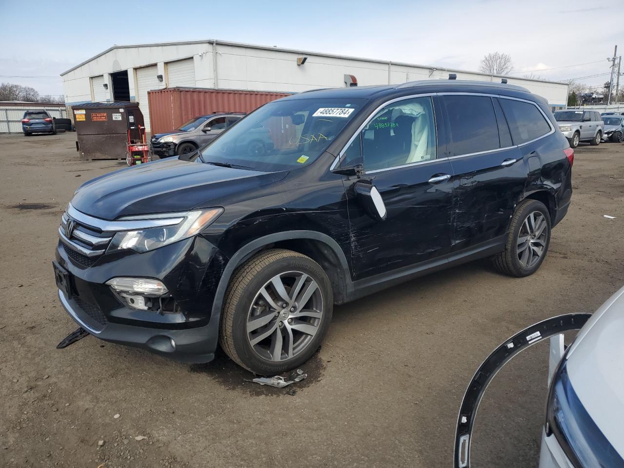 HONDA PILOT 2017 5fnyf6h92hb096928