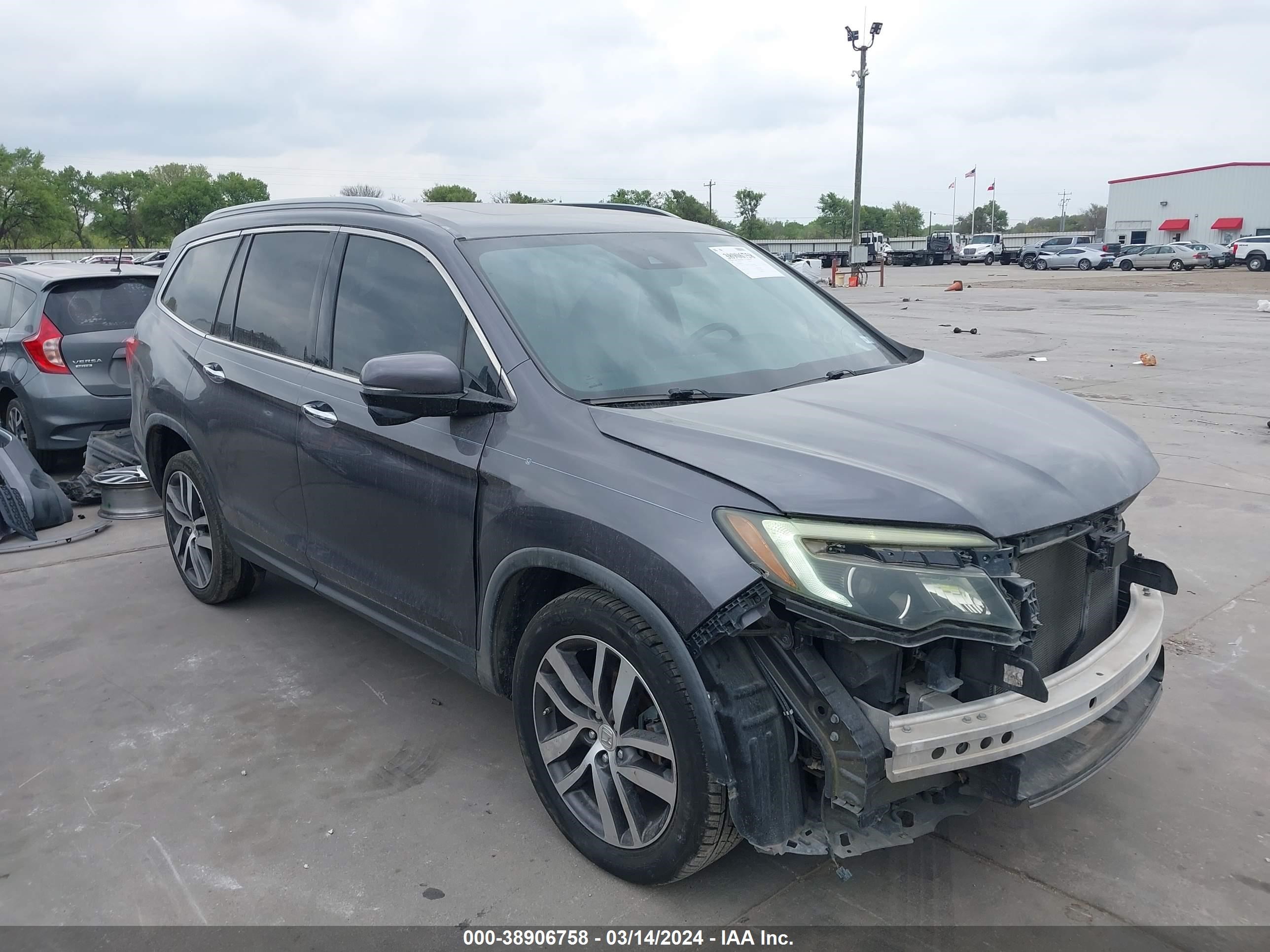 HONDA PILOT 2017 5fnyf6h99hb016766