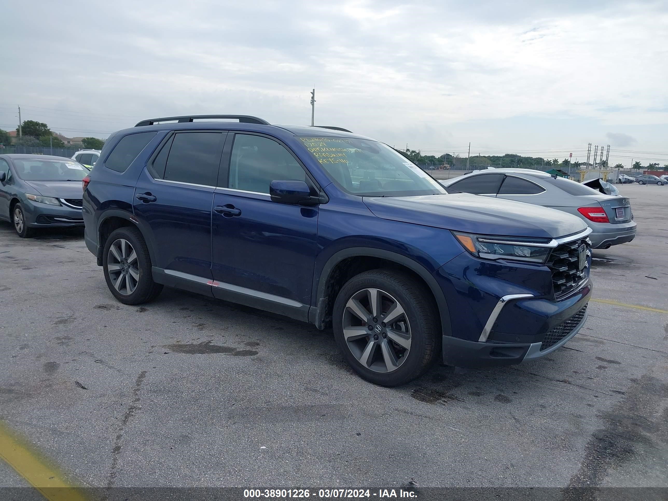 HONDA PILOT 2023 5fnyg1h78pb057581