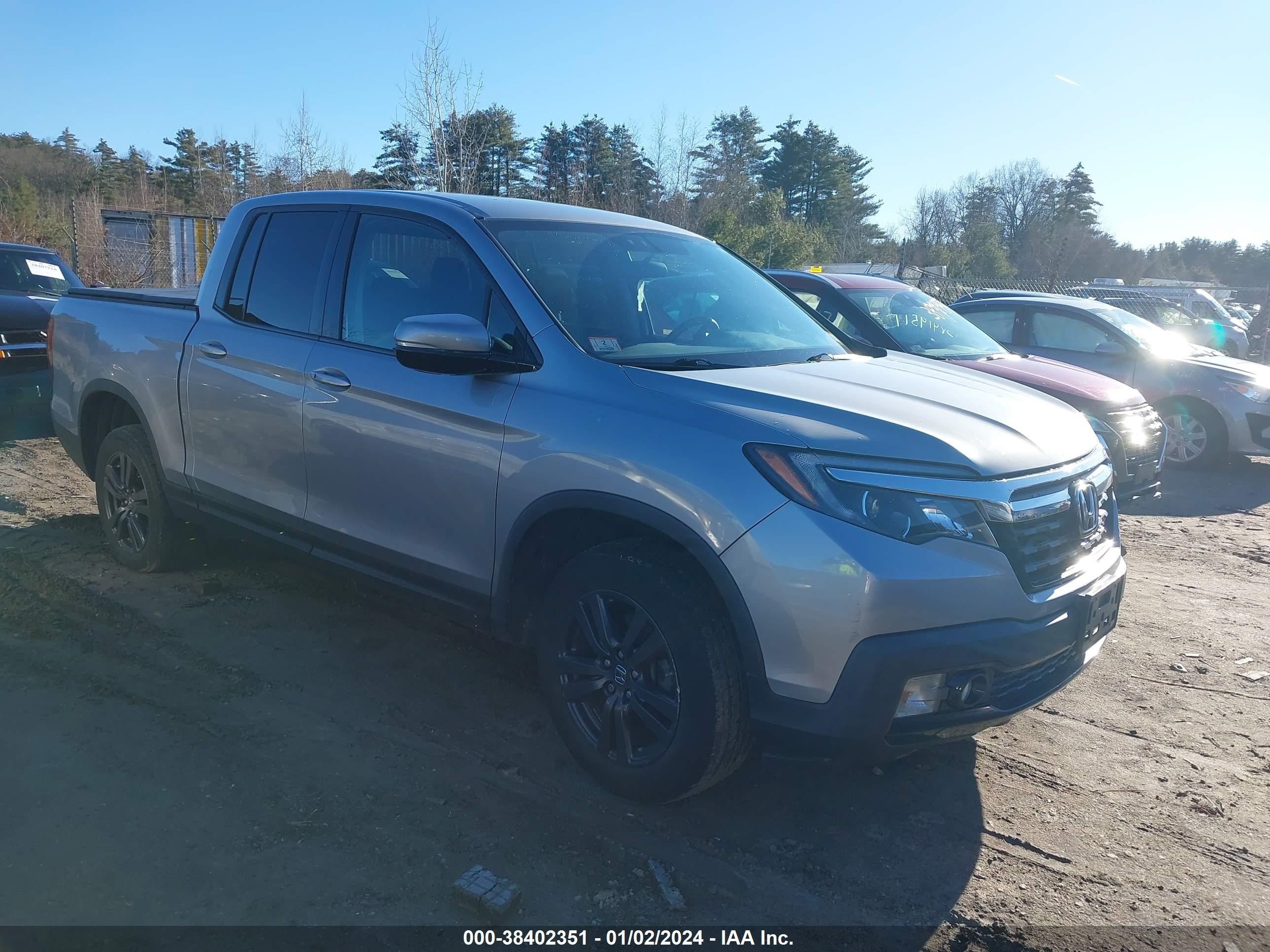 HONDA RIDGELINE 2019 5fpyk3f19kb033721