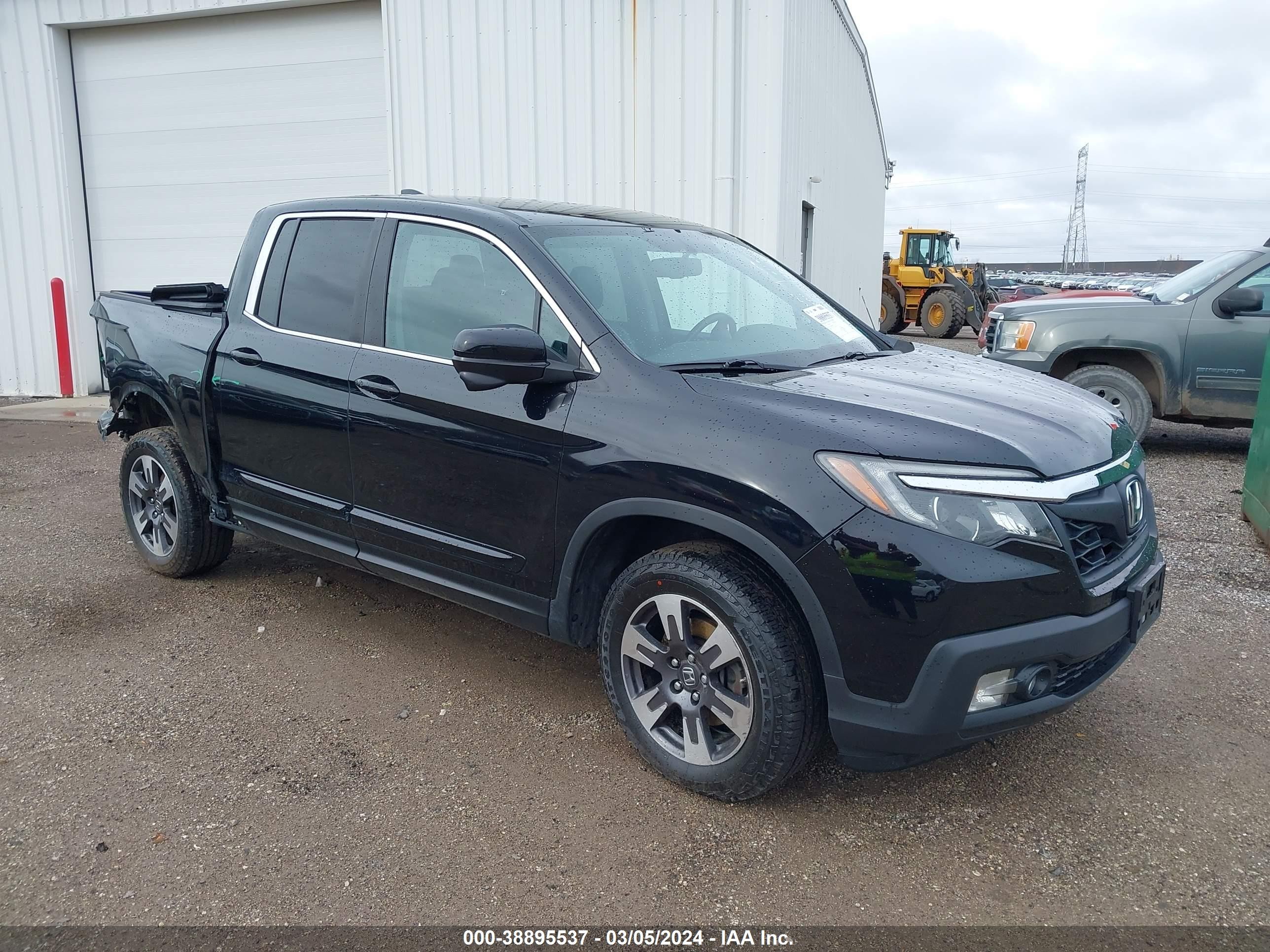 HONDA RIDGELINE 2017 5fpyk3f6xhb004068