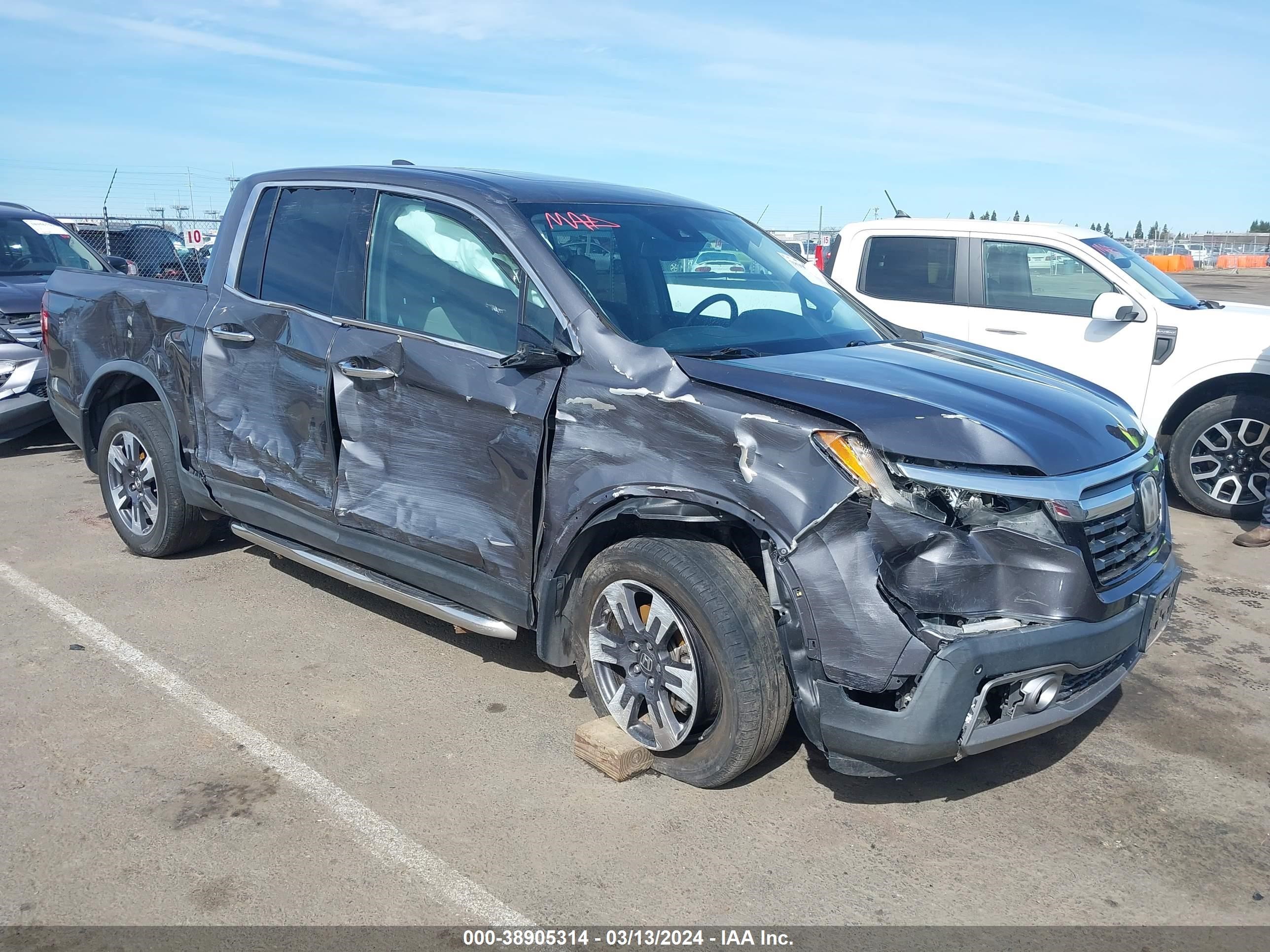 HONDA RIDGELINE 2018 5fpyk3f71jb017628