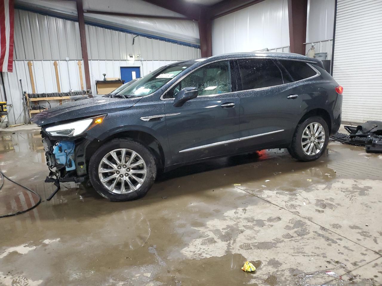 BUICK ENCLAVE 2018 5gaerckw3jj169439