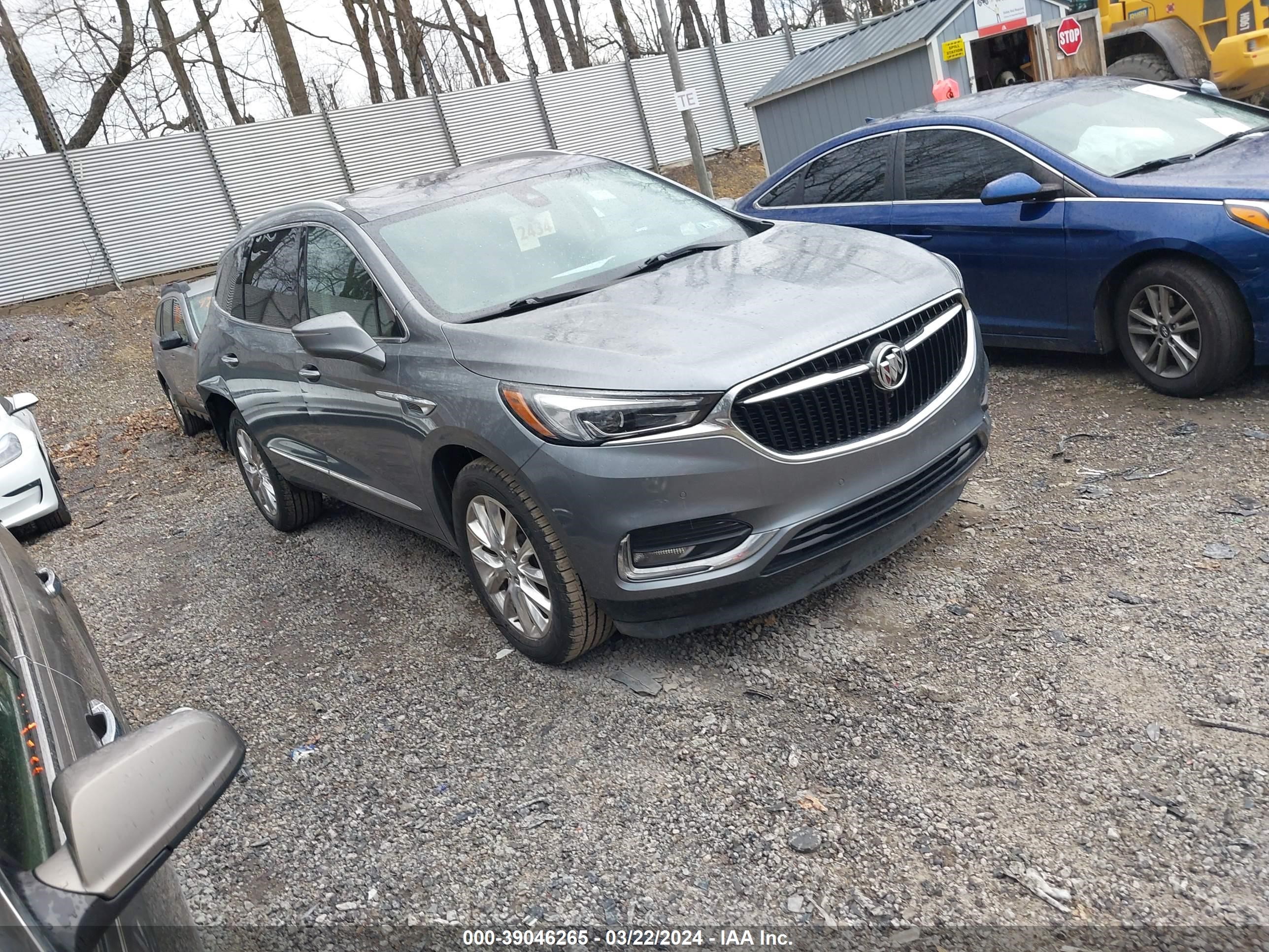 BUICK ENCLAVE 2018 5gaevbkw2jj210200