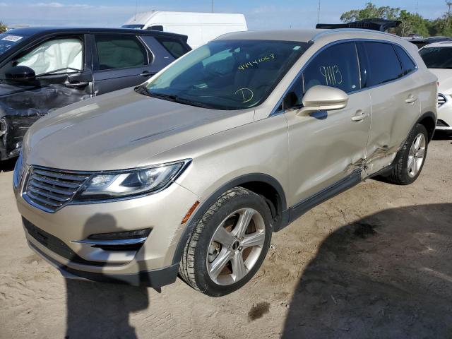 LINCOLN MKC PREMIE 2017 5lmcj1d97hul08420