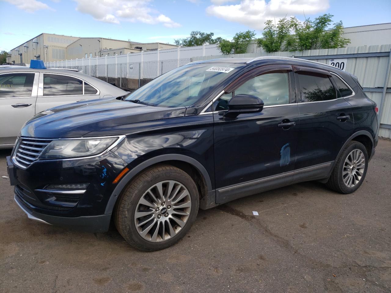 LINCOLN MKZ 2015 5lmcj2a96fuj27056